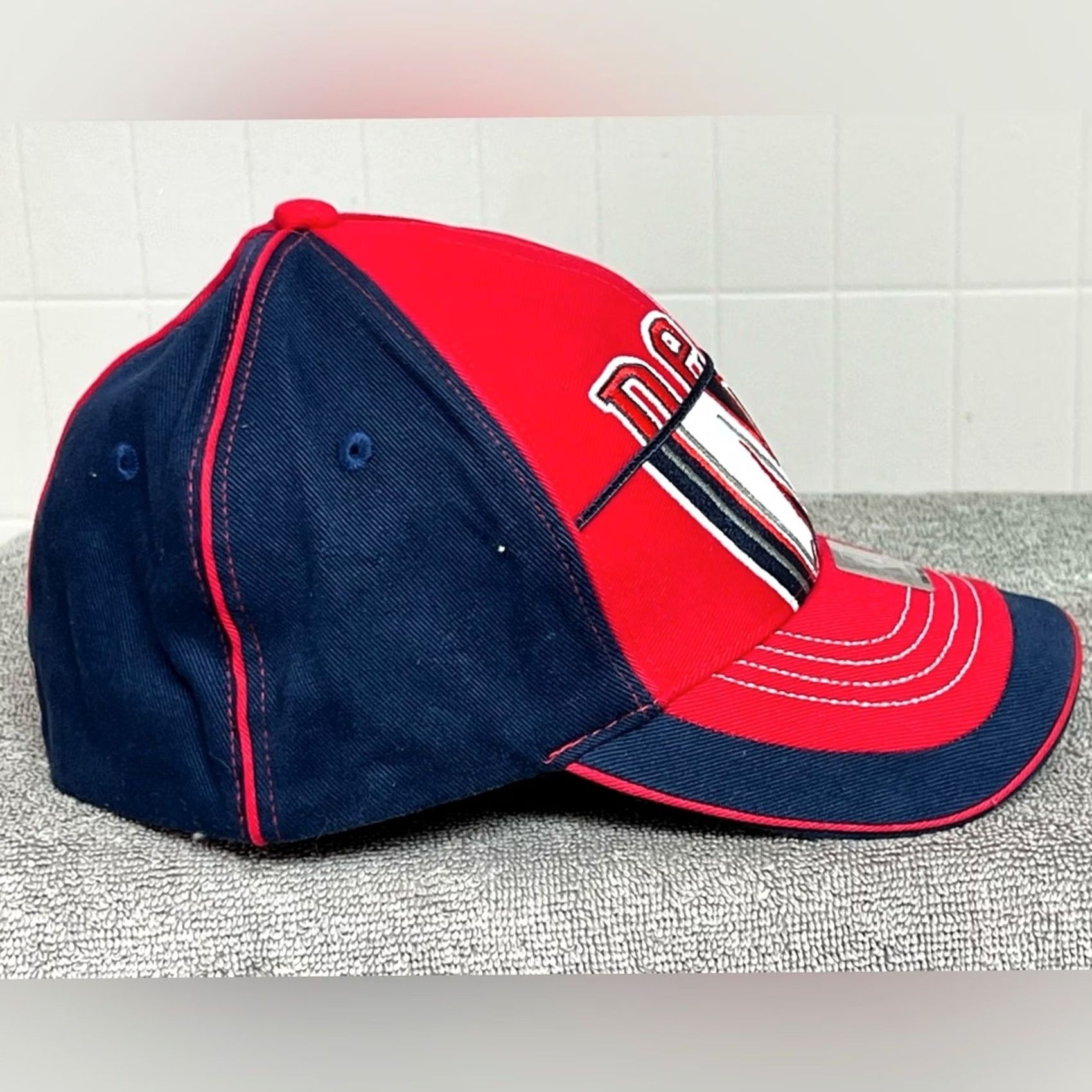Reebok NWT Vintage Reebok New Jersey Nets Hat Cap - Blue Print - 90s NBA Basketball Size US M / EU 48-50 / 2 - 2 Thumbnail