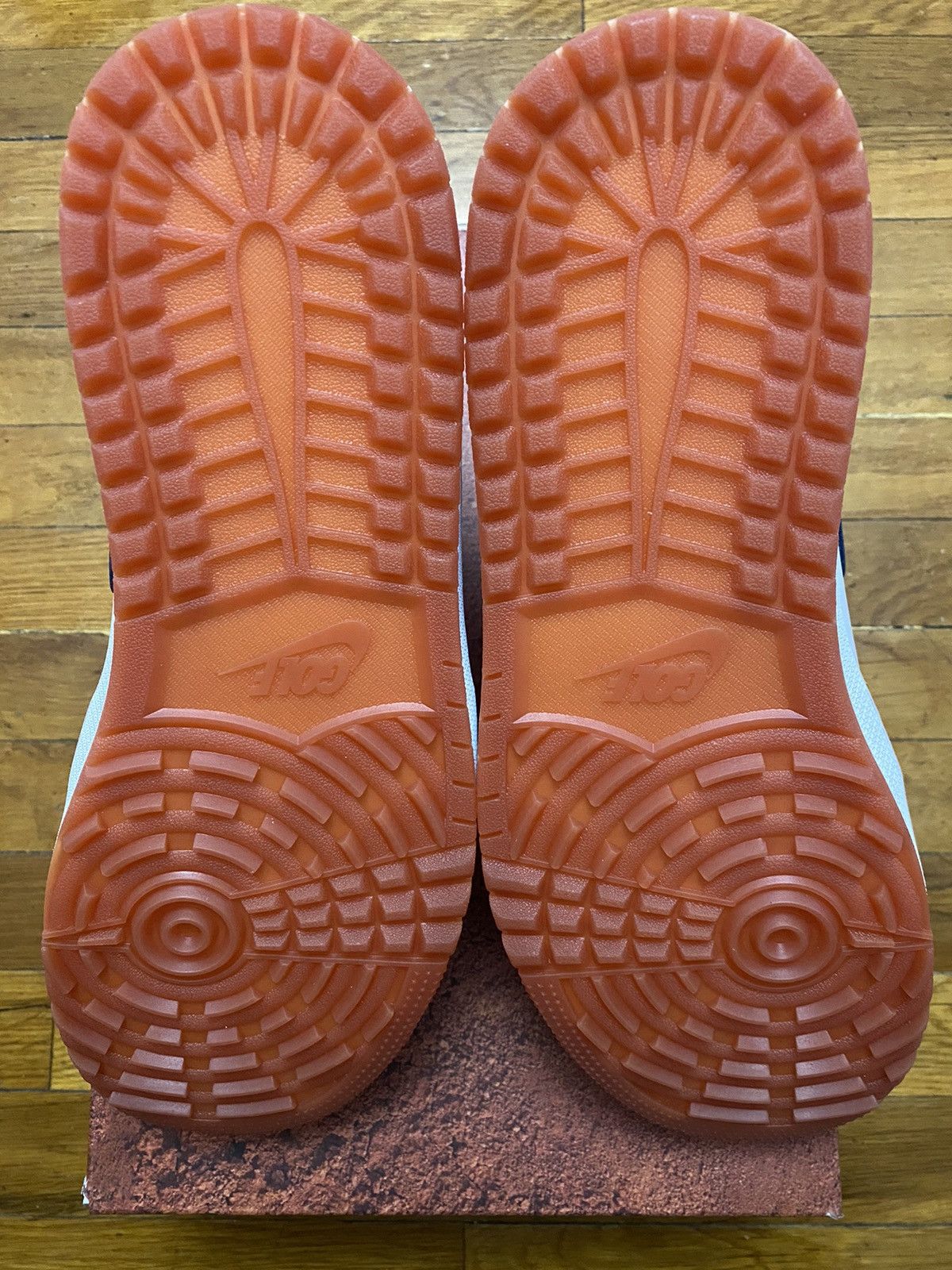 Jordan Brand Size 14 - Jordan 1 Retro High Eastside Golf Out of the Mud Size US 14 / EU 47 - 6 Thumbnail