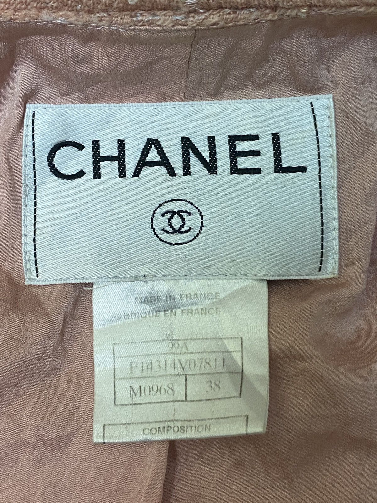 Chanel Vintage Chanel Chic 90s ruffle jacket Size XS / US 0-2 / IT 36-38 - 9 Thumbnail