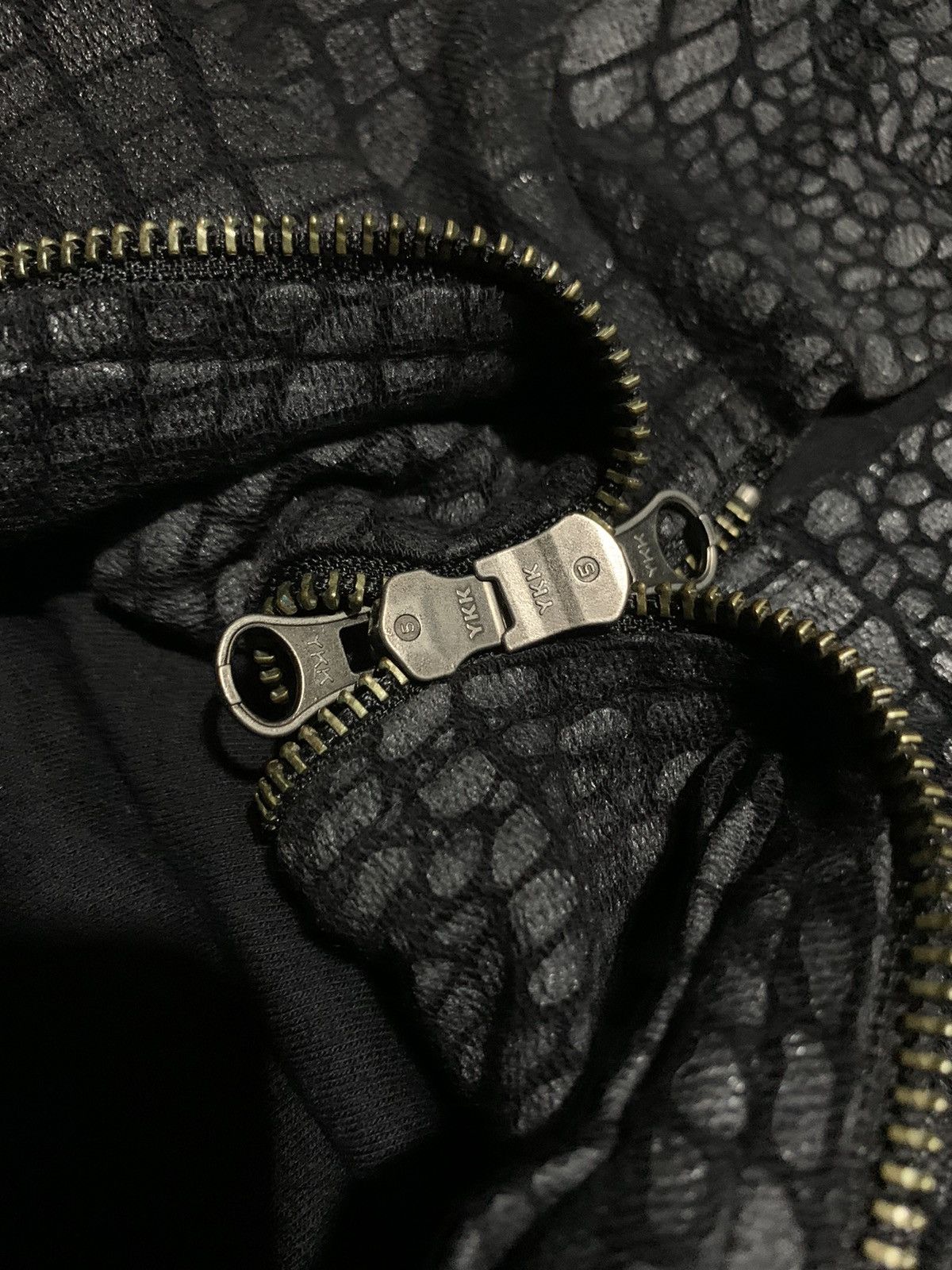 Tornado Mart 2000s Grosbec cyber python texture sleeveless hoodie lgb Size US L / EU 52-54 / 3 - 9 Thumbnail