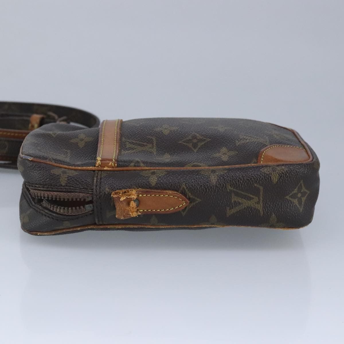Louis Vuitton LOUIS VUITTON Monogram Danube Shoulder Bag M45266 Size ONE SIZE - 4 Thumbnail