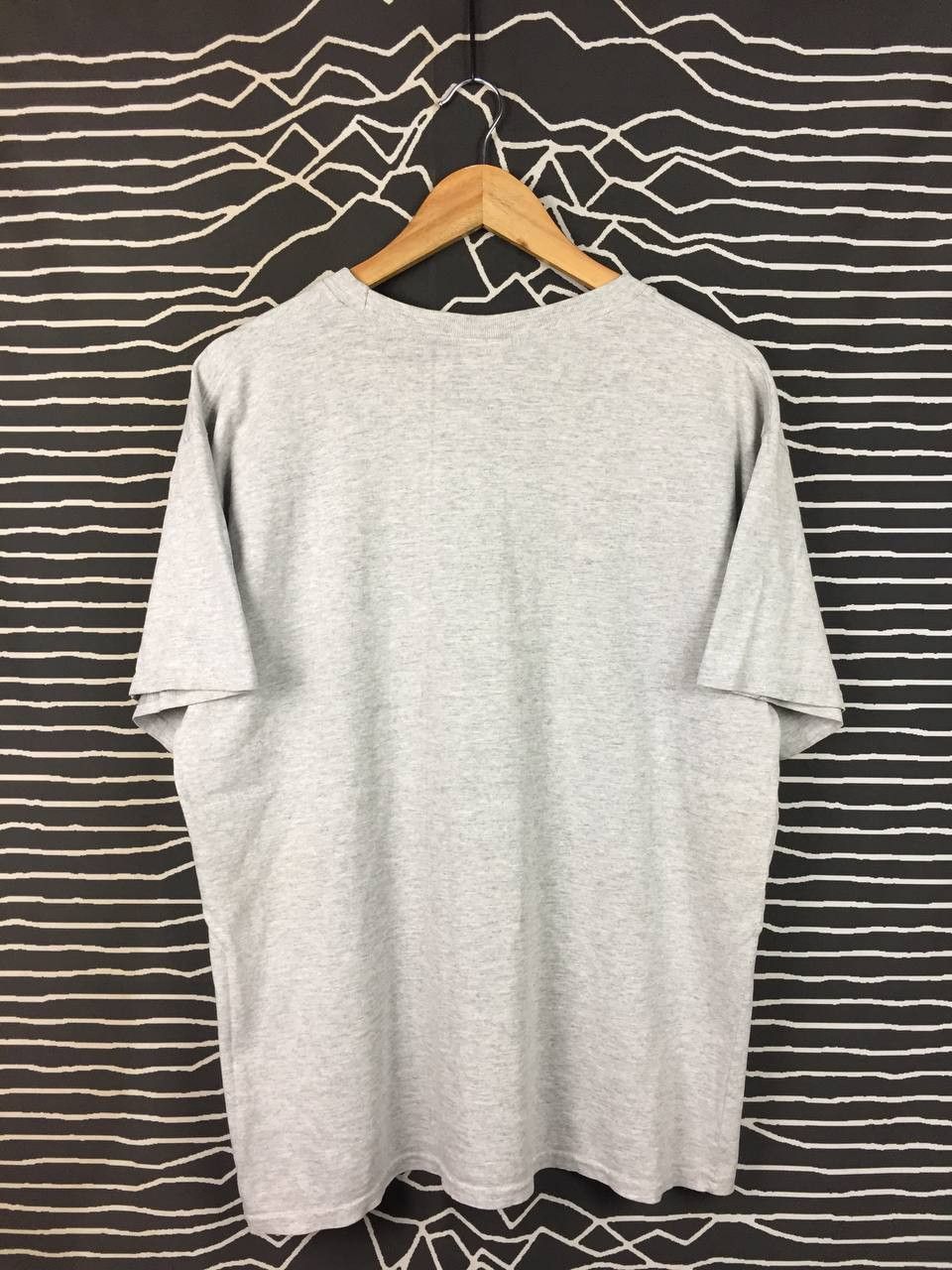Nike Vtg 90s Nike Grey Tag Futara Logo Made in Australia Tee Size US M / EU 48-50 / 2 - 7 Thumbnail