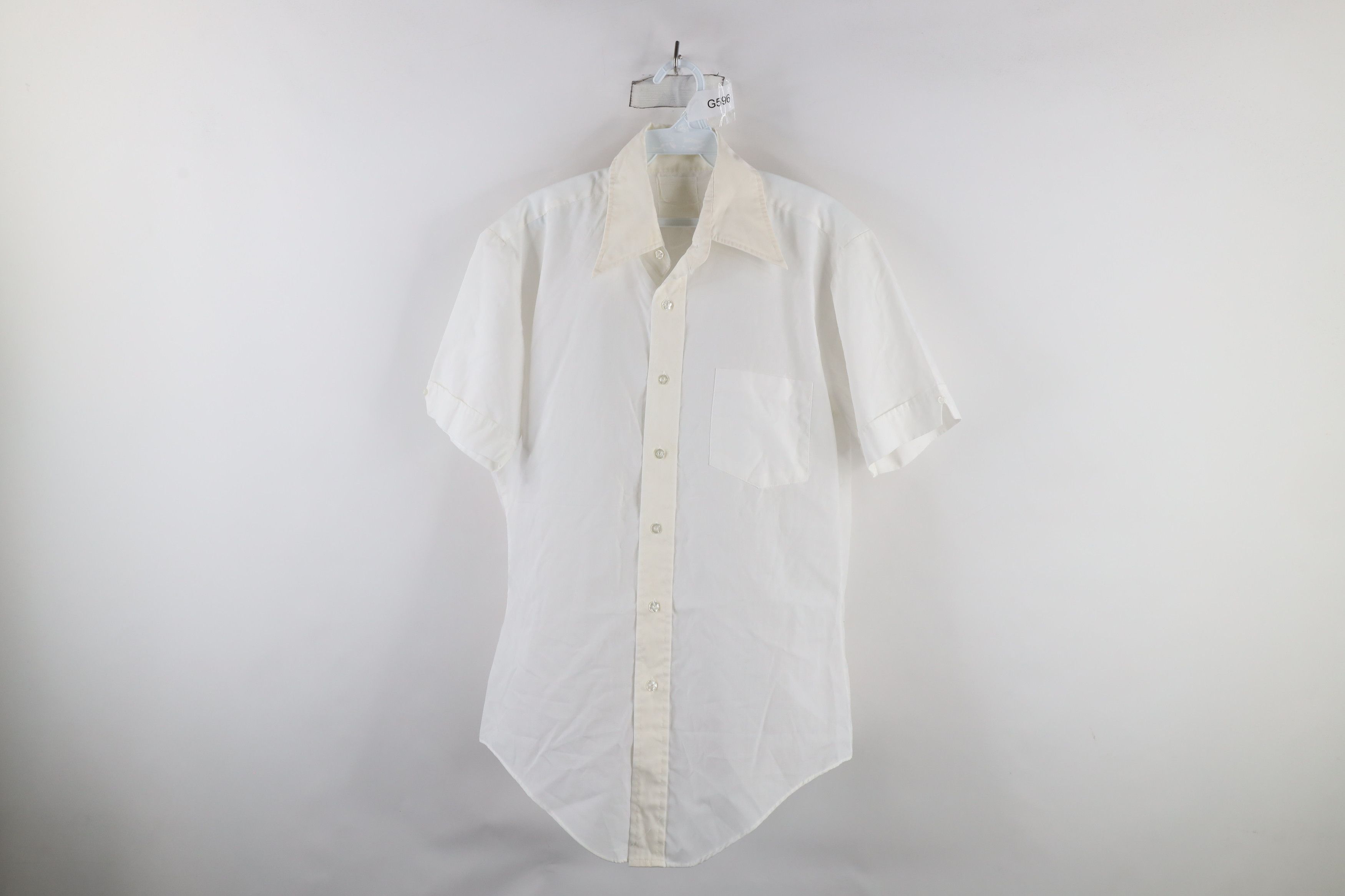 Vintage Vintage 70s Streetwear Short Sleeve Collared Button Shirt Size US L / EU 52-54 / 3 - 1 Thumbnail