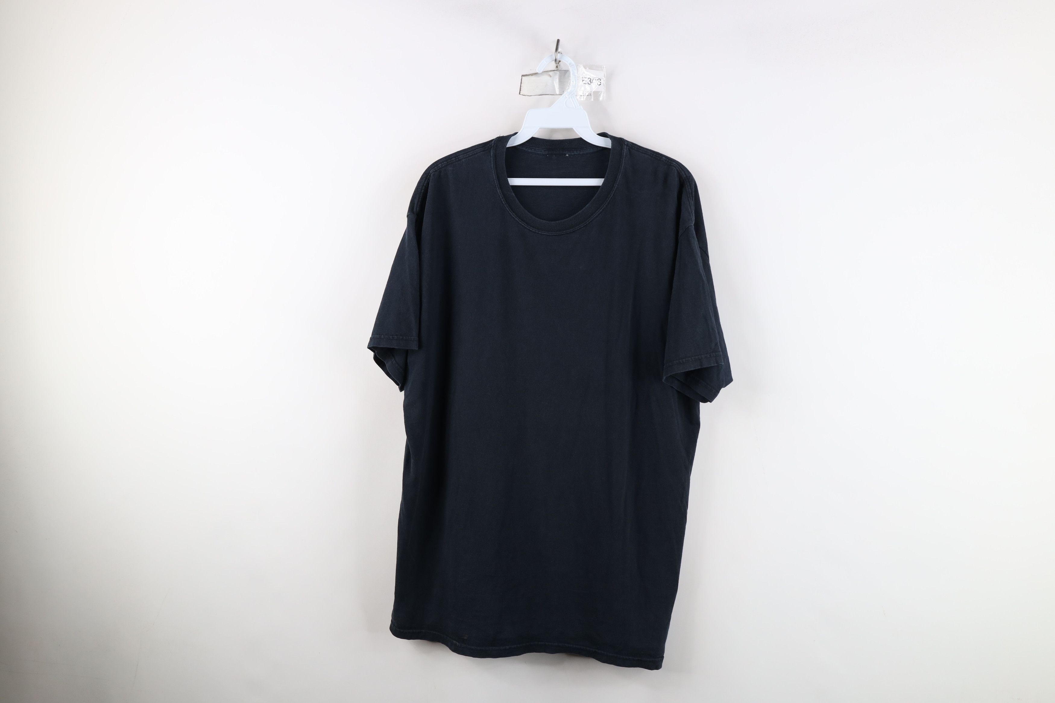 Vintage Vintage 90s Streetwear Short Sleeve T-Shirt Black Cotton Size US XL / EU 56 / 4 - 1 Thumbnail