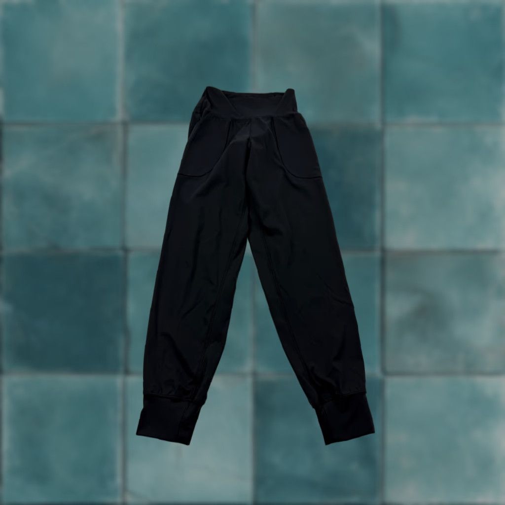 Vintage Oalka Fit Dolls Jogger Pants Womens XS Black High Rise Yoga Gym Spandex Athletic Jogger Pants Womens XS Black High Rise Yoga Gym Spandex Athletic Size 26" / US 2 / IT 38 - 1 Thumbnail
