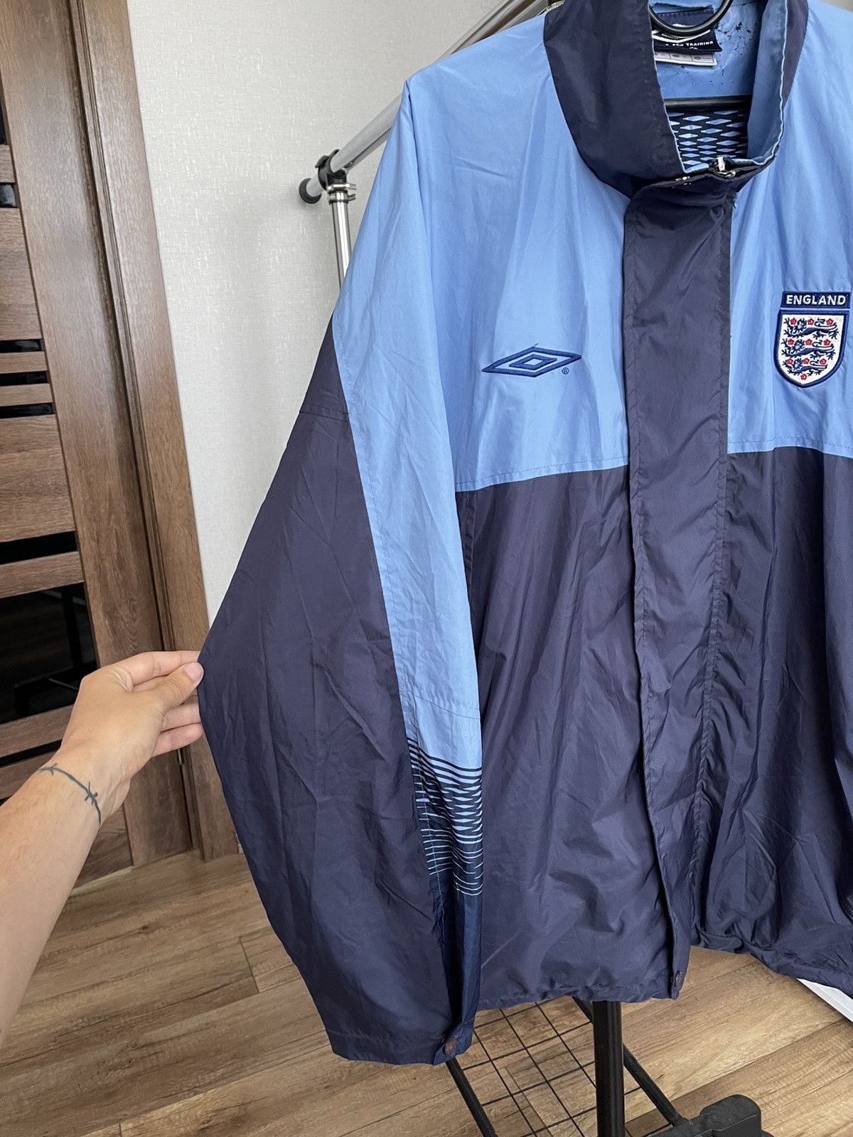 Umbro Umbro England Vintage Soccer Zip Track Jacket 2000s Size US XL / EU 56 / 4 - 11 Thumbnail