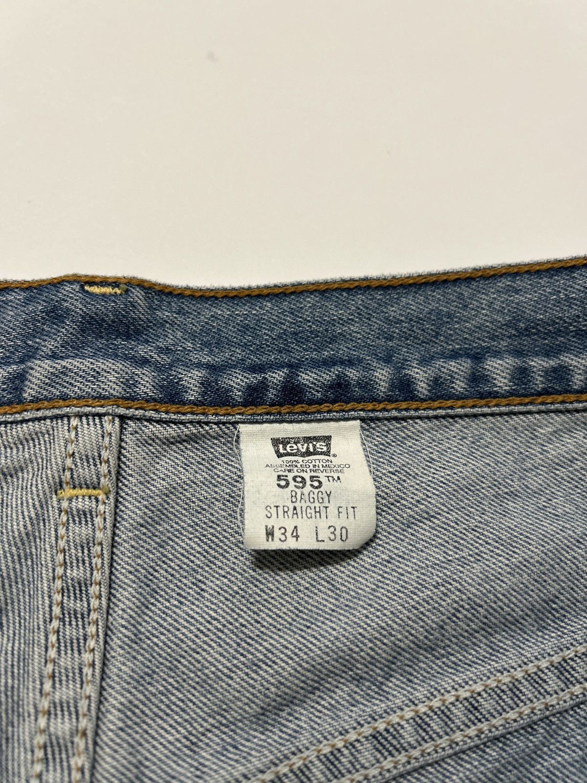 Levi's Vintage Levi’s Dry Goods 595 Light Wash Baggy Denim Jeans Size US 34 / EU 50 - 5 Thumbnail