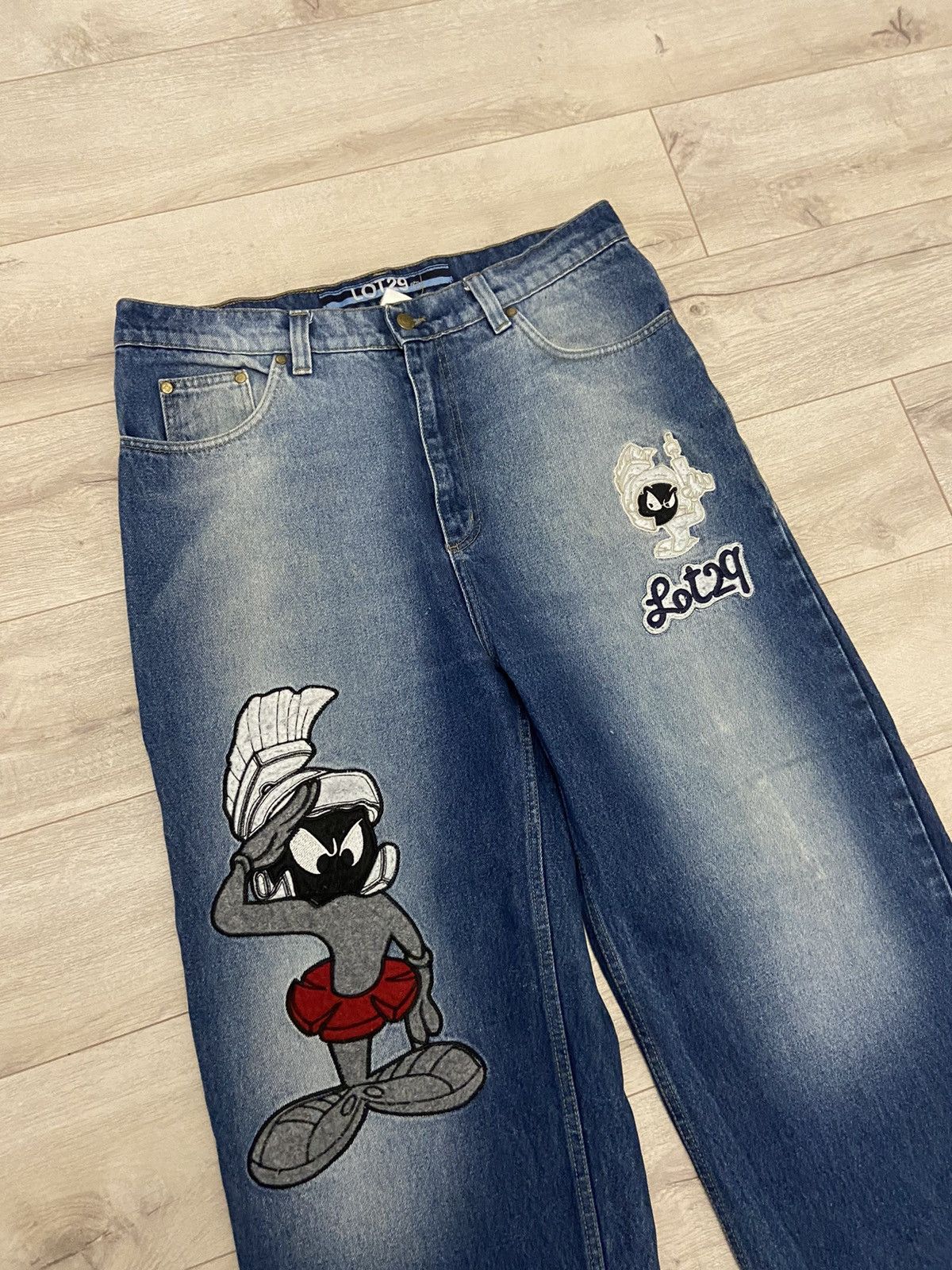 Boys 8-16 Tommy Jeans Looney Tunes Crew Neck Sweatshirt