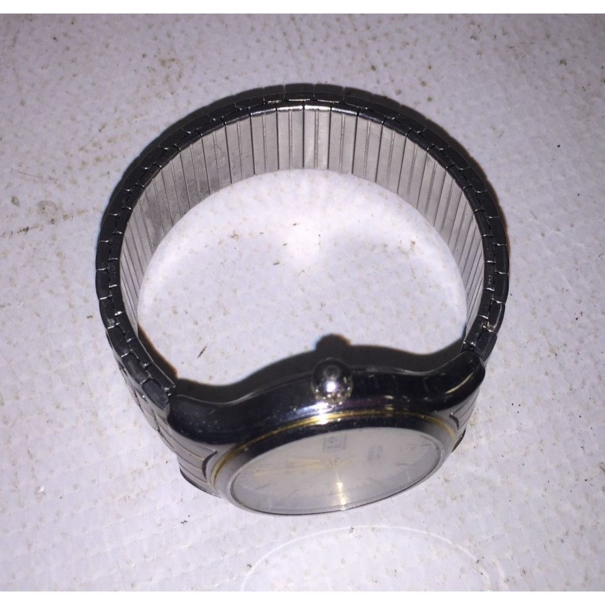 Timex Vintage Silver Toned TIMEX Watch- Untested/Unsure if this Wo Size ONE SIZE - 2 Thumbnail