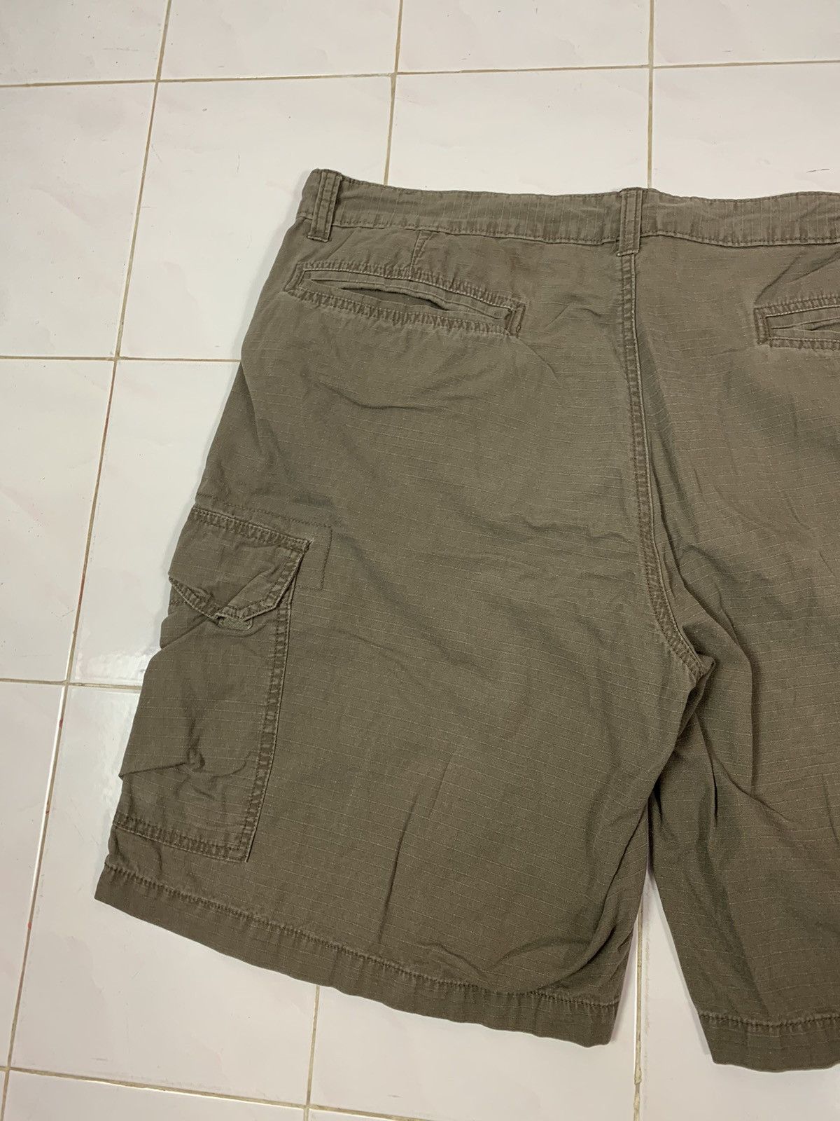 Faded Glory Steals! Faded Glory Big Size Cargo Short Pants Size US 43 - 6 Thumbnail