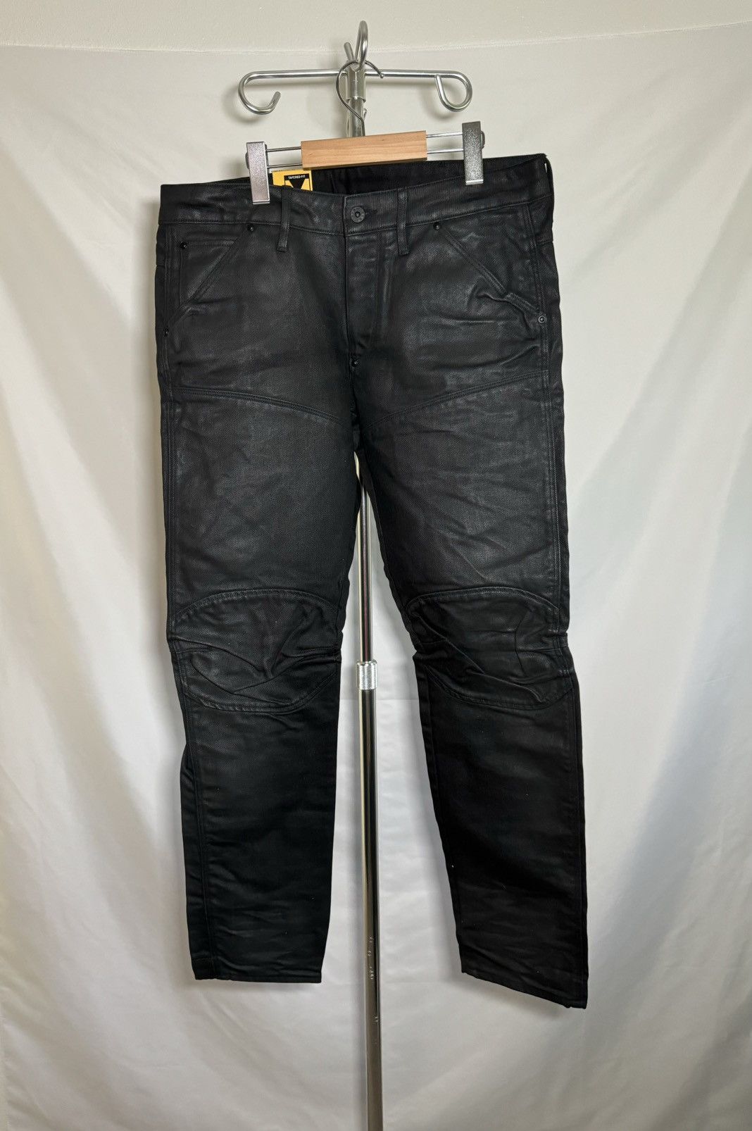 image of G Star Raw x Gstar G-Star Raw Waxed Jeans 5620 3D Low Tp in Black, Men's (Size 33)