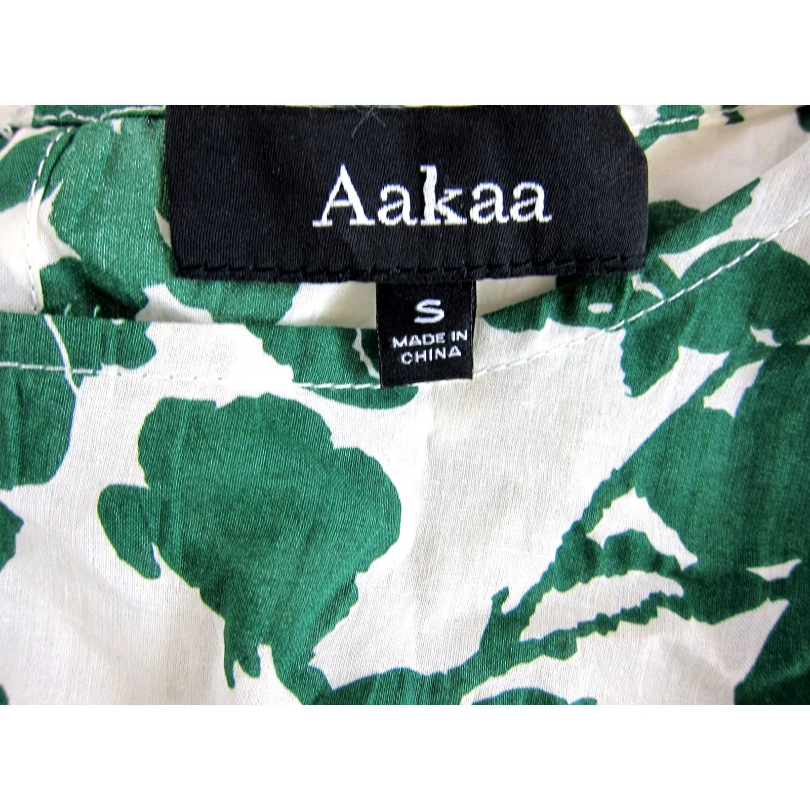 Vintage Aakaa Green White Floral 3/4 Sleeve Boat Neck Mini Smock Dress Woman Small Size S / US 4 / IT 40 - 3 Thumbnail