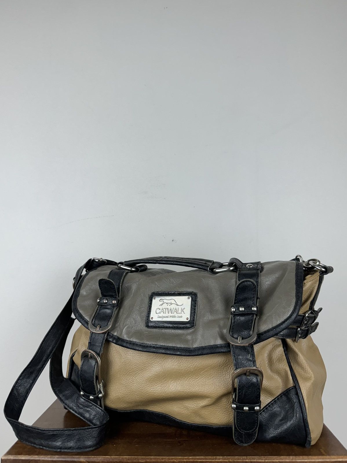 Vintage Vintage leather bag Catwalk y2k original casual item Size ONE SIZE - 1 Thumbnail