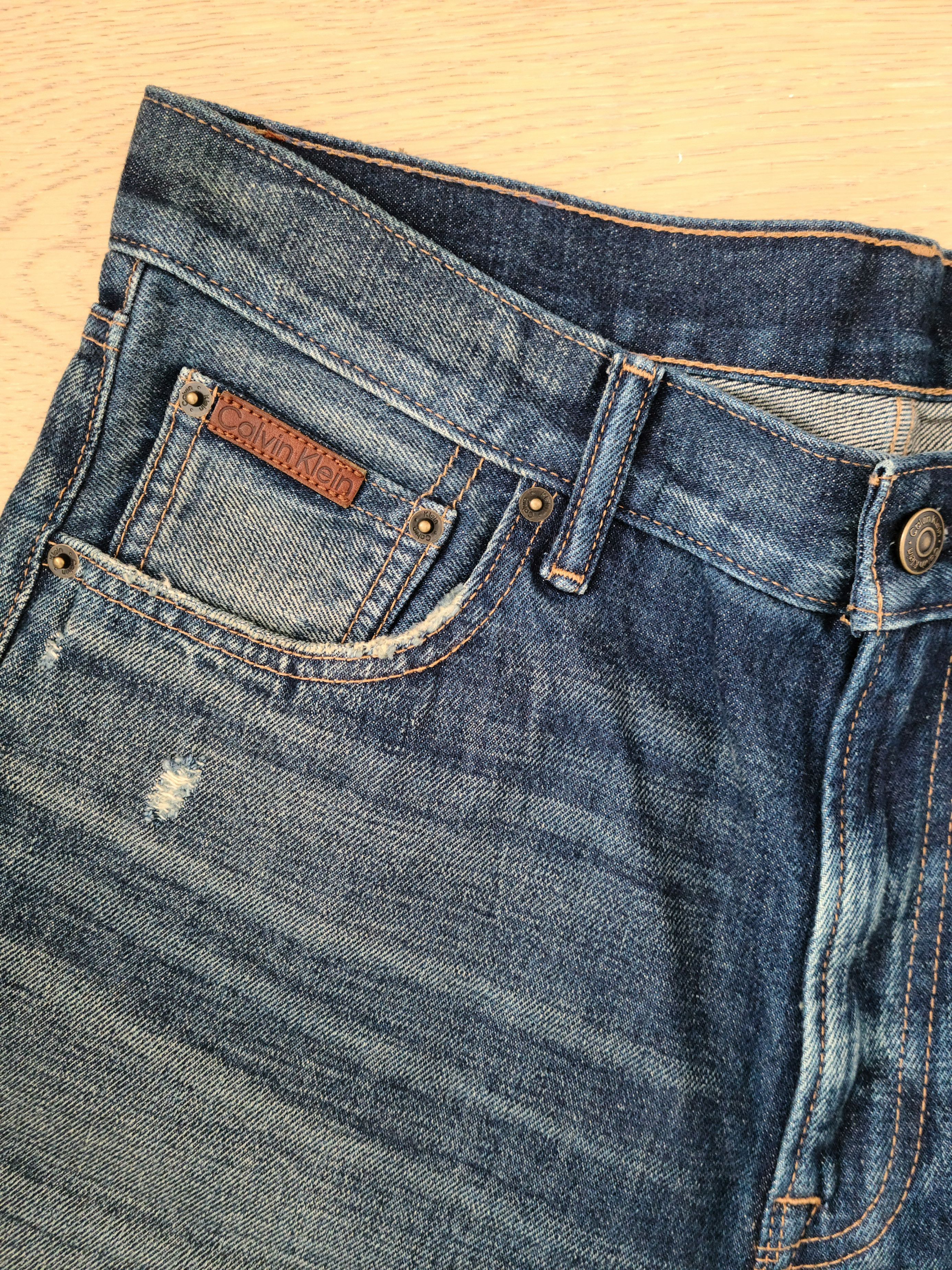 Calvin Klein CK Stone Wash Distressed Denim Size US 32 / EU 48 - 4 Thumbnail