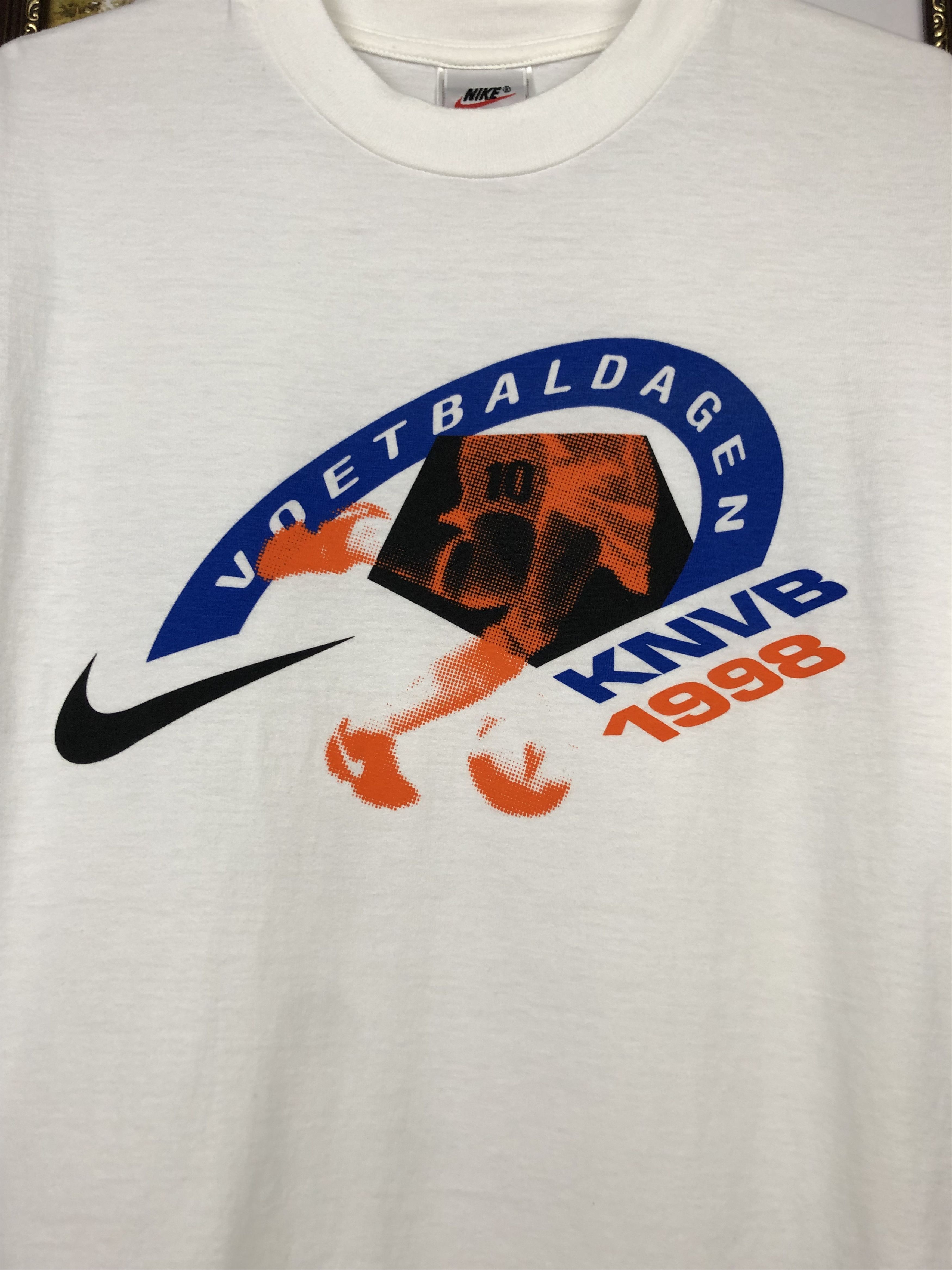 Nike Vintage Nike Netherlands Holland Football Shirt Soccer Tee Size US S / EU 44-46 / 1 - 3 Thumbnail