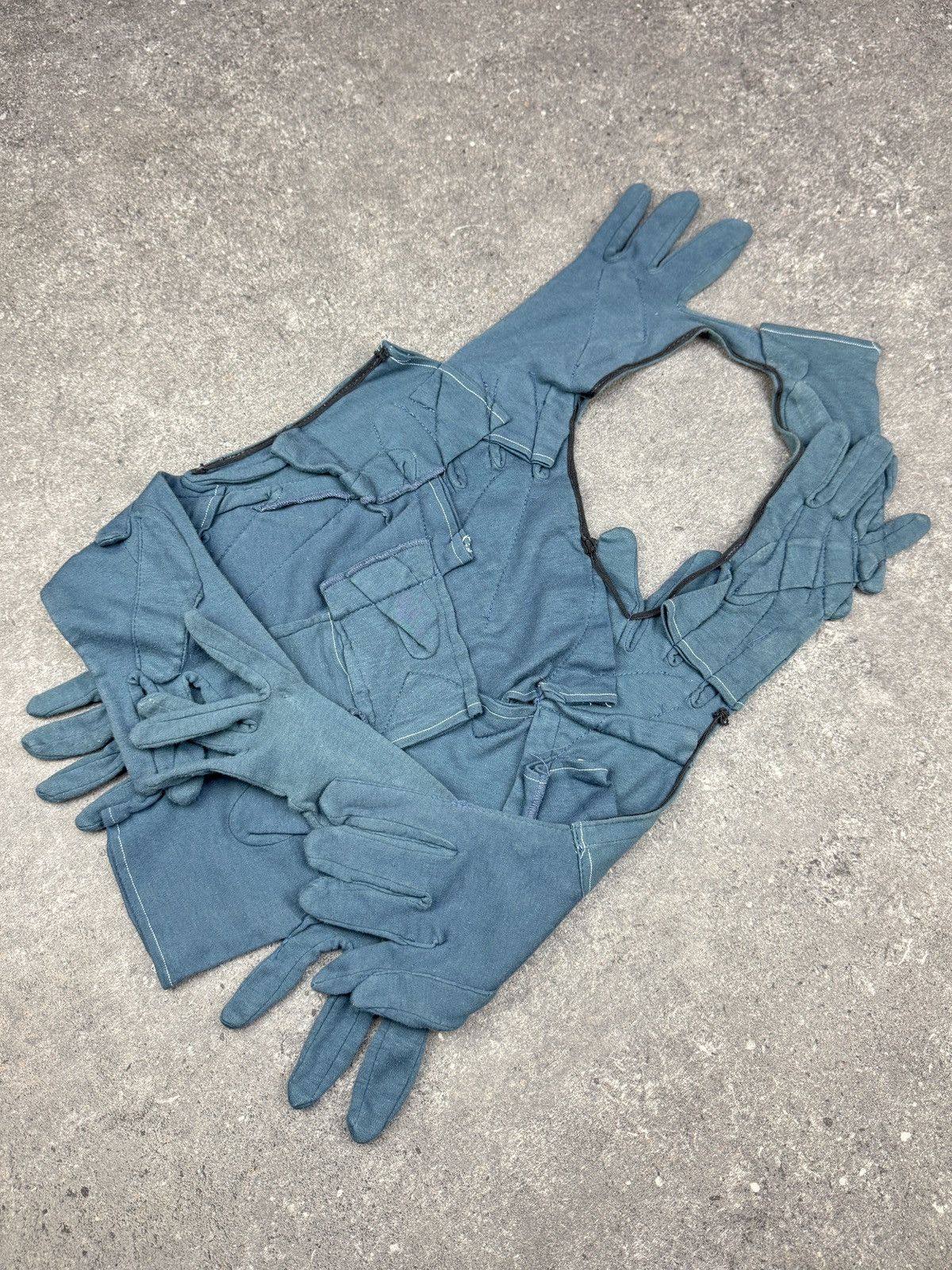 Maison Margiela Maison Martin Margiela SS01 Artisanal Gloves Top Size S / US 4 / IT 40 - 10 Thumbnail