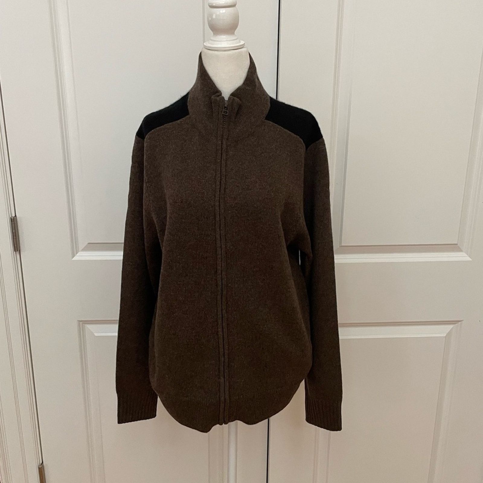 NakedCashmere Men’s Zip Up Cashmere Sweater from NakedCashmere Size US M / EU 48-50 / 2 - 9 Thumbnail