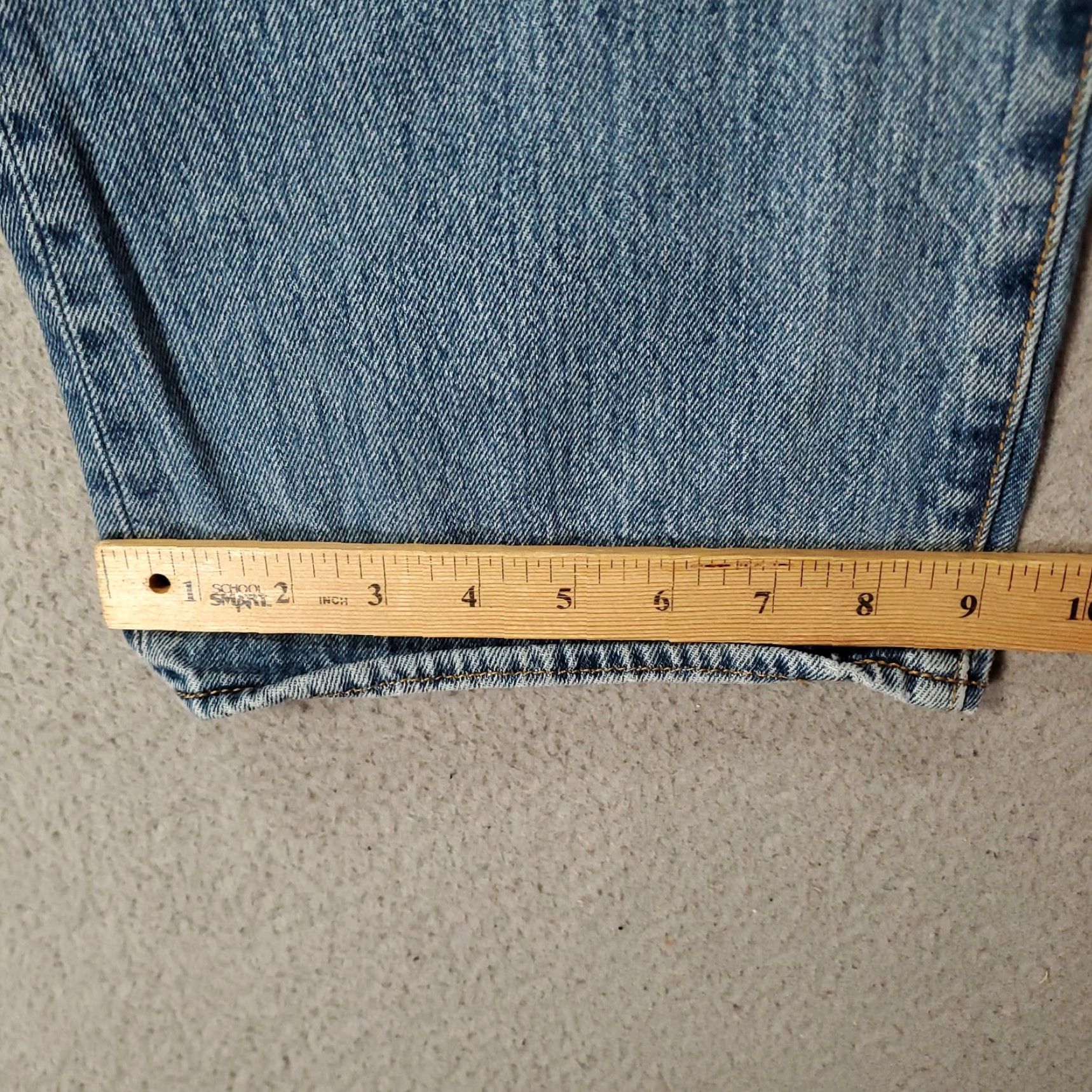 Levi's Levi's 501 Jeans Mens 44x32 Button Fly Straight Leg Denim Cotton Medium Blue 90s Vintage: No Size US 44 / EU 60 - 5 Thumbnail