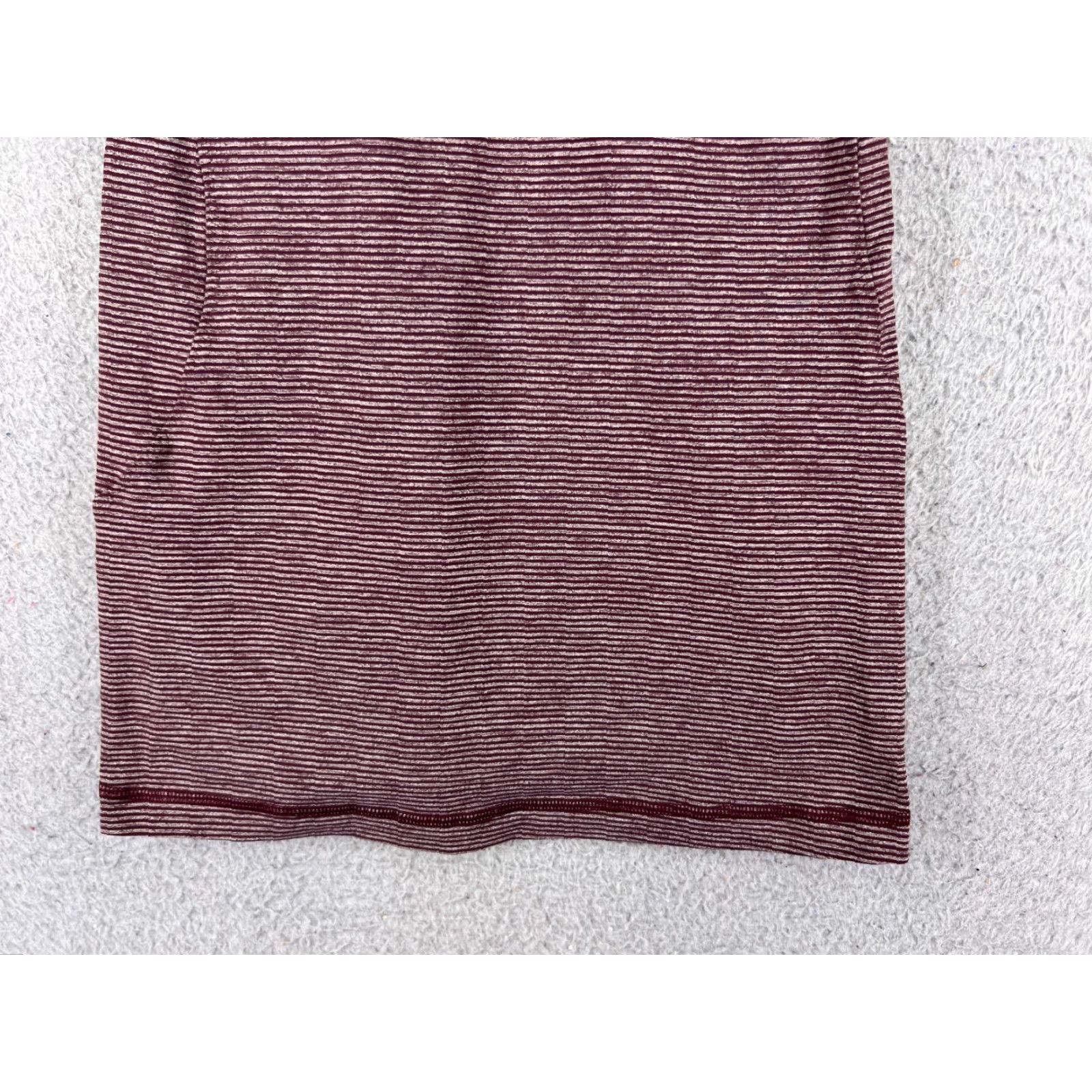 Lululemon Lululemon Shirt Women Tank Built-In Bra Striped Pink Round Neck Sleeveless Racerback Size 6 Size M / US 6-8 / IT 42-44 - 5 Thumbnail