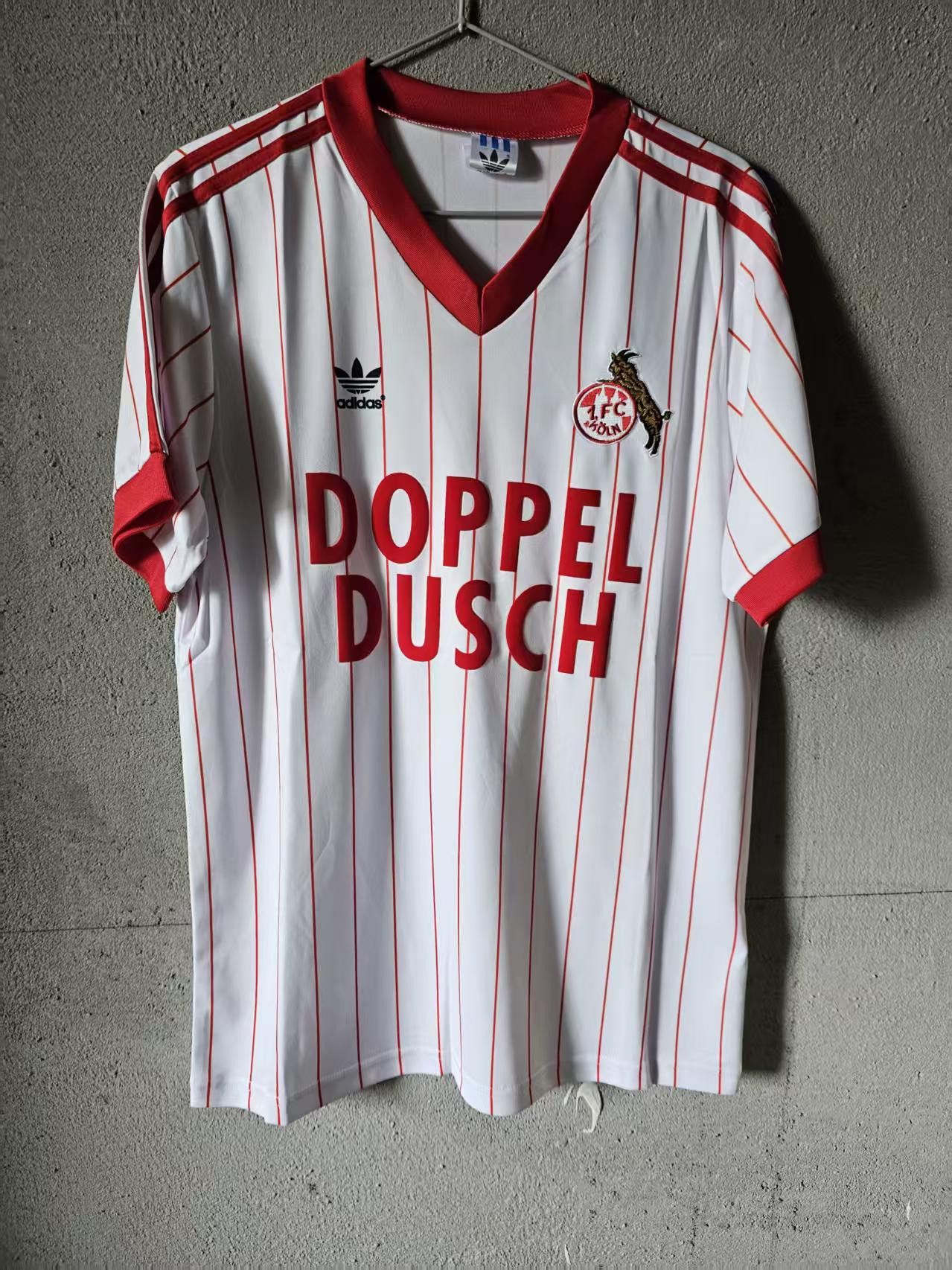 Other Vintage FC Köln Jersey White Size US L / EU 52-54 / 3 - 1 Thumbnail