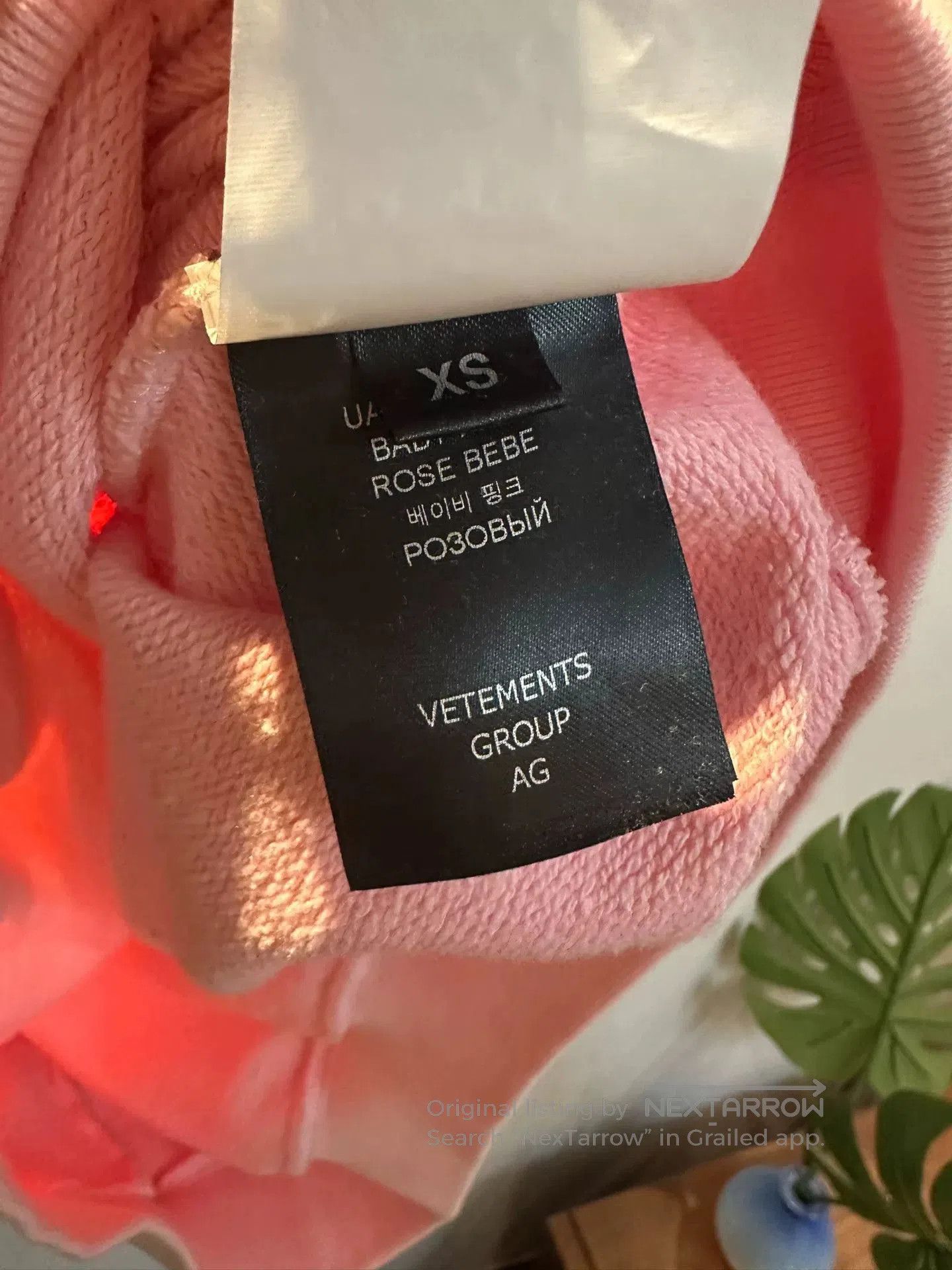 Vetements Vetements Logo Pink Sweatshirt. Size US XS / EU 42 / 0 - 3 Thumbnail