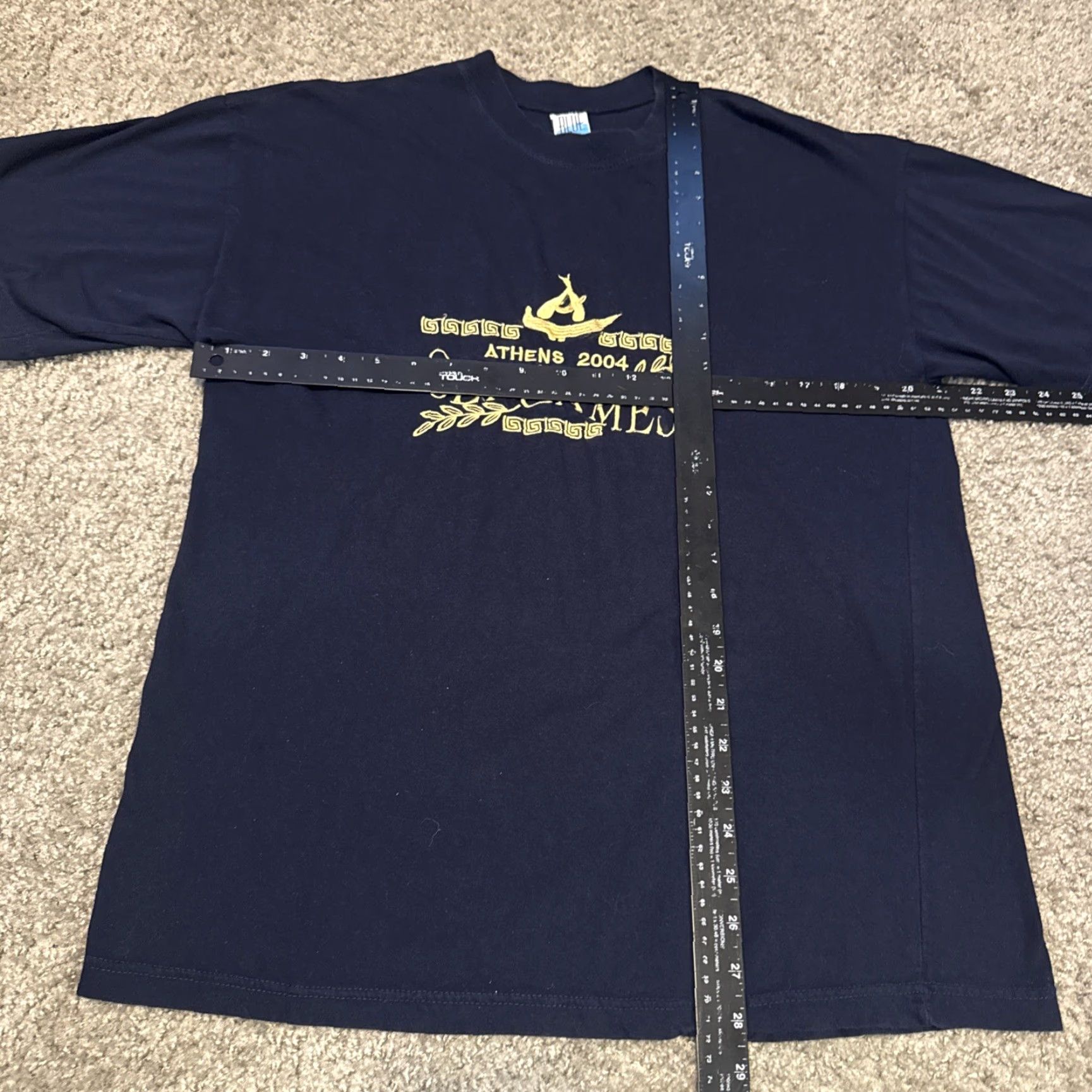 Vintage VINTAGE 2004 Athens Greece Olympics Embroidered Navy Blue Gold T-Shirt Large Mens Size US L / EU 52-54 / 3 - 5 Thumbnail