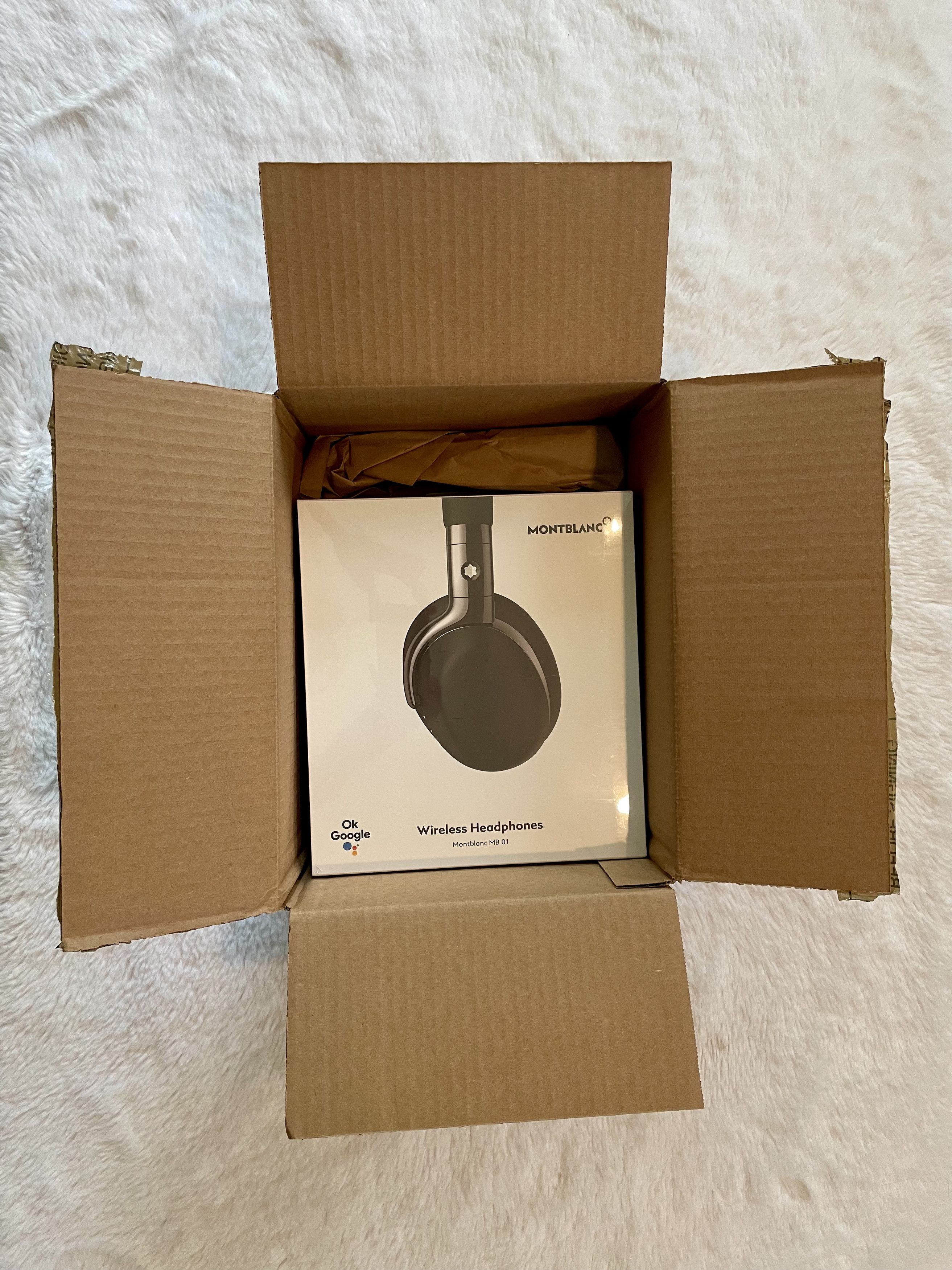 Montblanc Montblanc MB 01 Wireless Over-Ear Headphones Size ONE SIZE - 5 Thumbnail