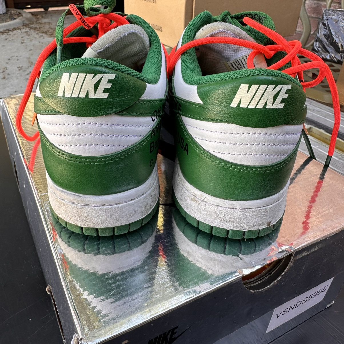 Nike × Off-White Off-White Pine Green Dunks Size US 10 / EU 43 - 4 Thumbnail