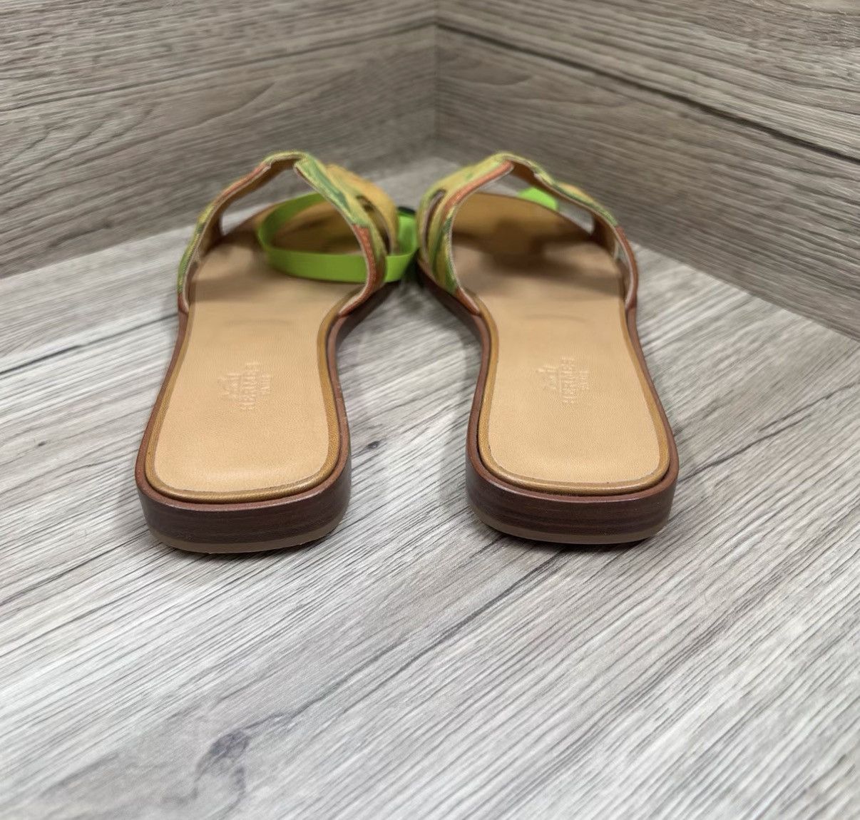 Hermes Hermès Oran Green & Yellow H Slippers J41 Size US 6 / IT 36 - 4 Thumbnail