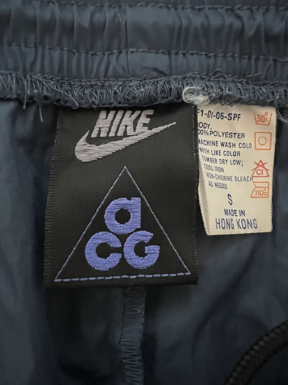 Nike ACG Nike ACG Trail Pants Vintage Hong Kong Slate Blue Pink Logo Size 33" - 1 Thumbnail