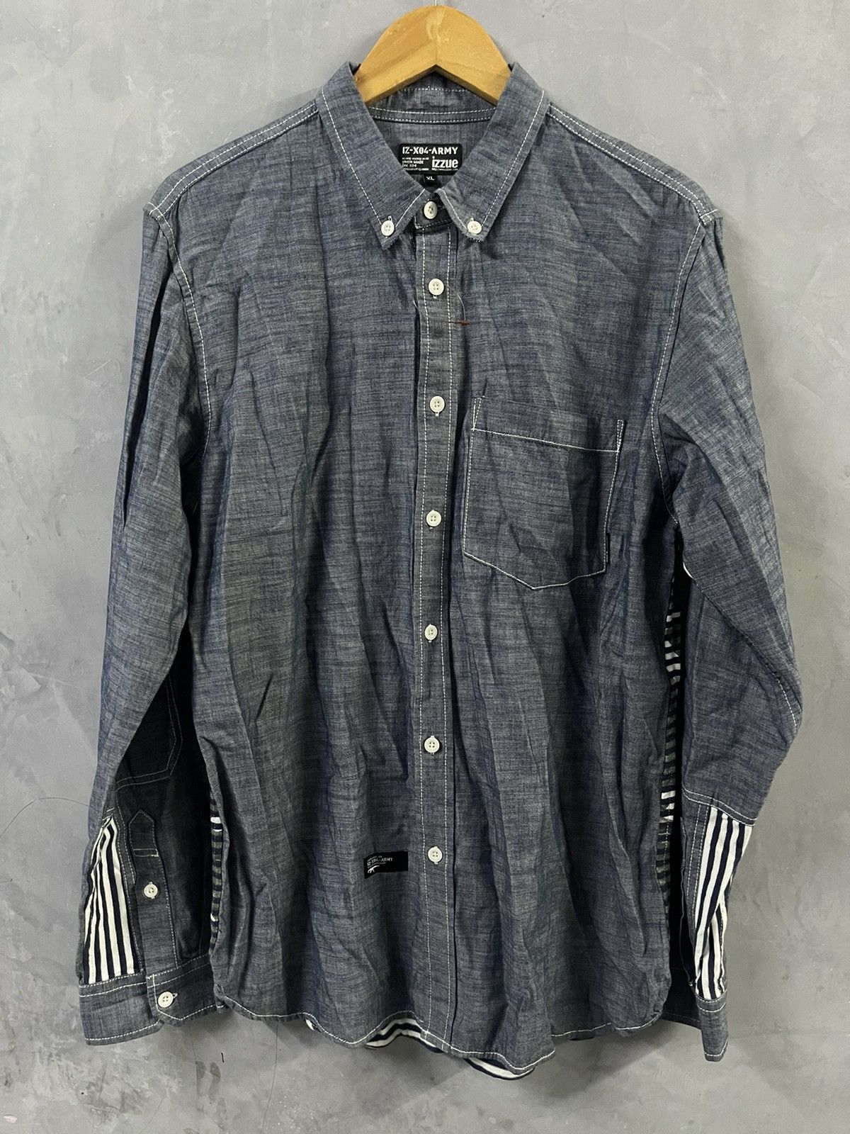 izzue IZZUE - X04 ARMY - Chambray + Camo Shirt Size US XL / EU 56 / 4 - 1 Thumbnail