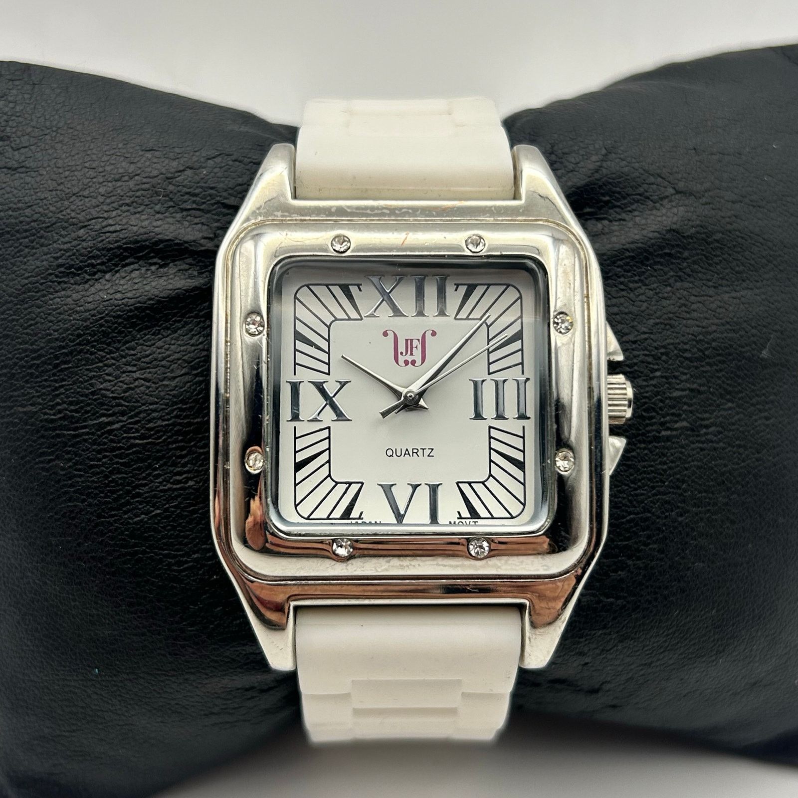 Other JustFab Encore Women Silver Case White Silicone Band Watch Size ONE SIZE - 1 Thumbnail