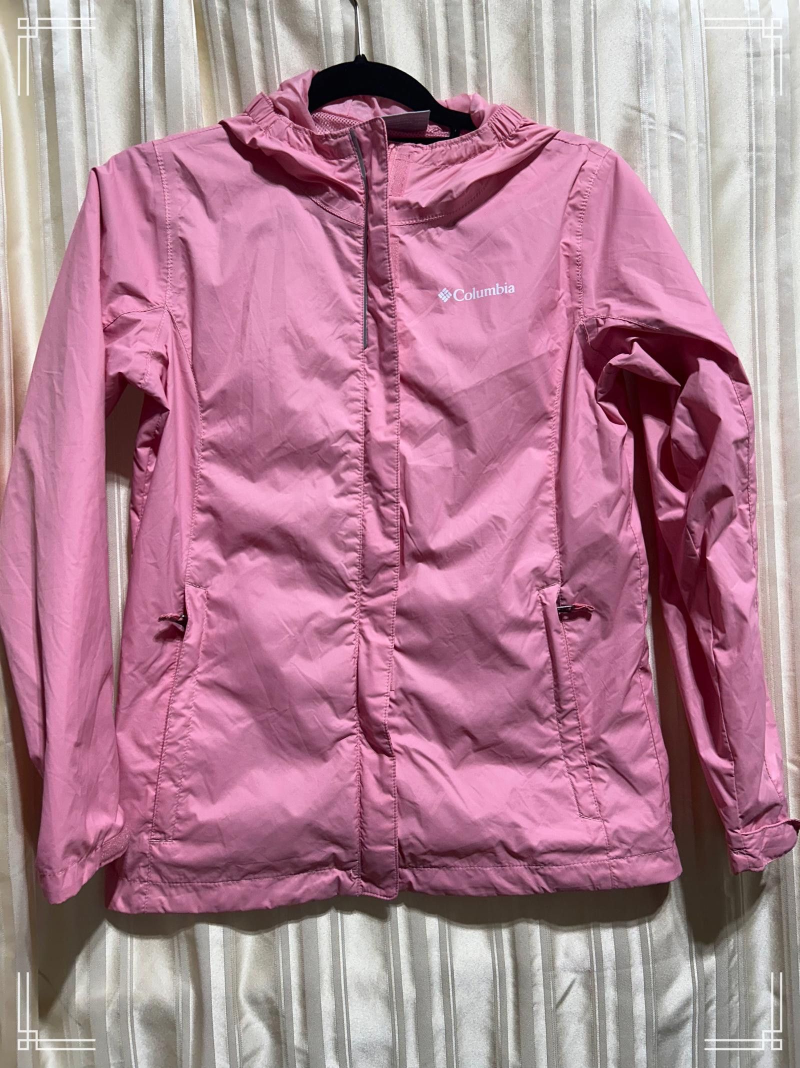 Designer Columbia Women's Lightweight Hooded Windbreaker Jacket, L Size L / US 10 / IT 46 - 1 Thumbnail