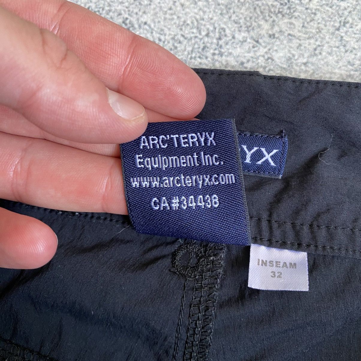 Arc'teryx Arcteryx pants nylon vintage small logo Gorpcore Size US 30 / EU 46 - 13 Thumbnail