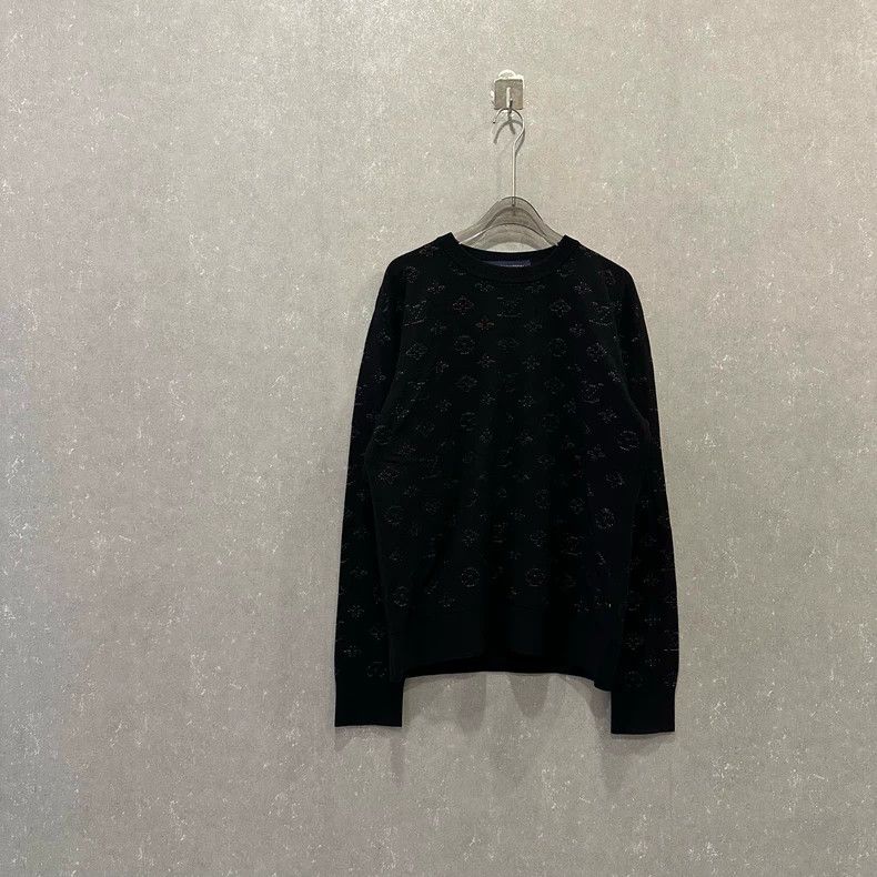 Louis Vuitton Louis Vuitton Solid printed drawn-stitch T-shirt Size US S / EU 44-46 / 1 - 1 Thumbnail