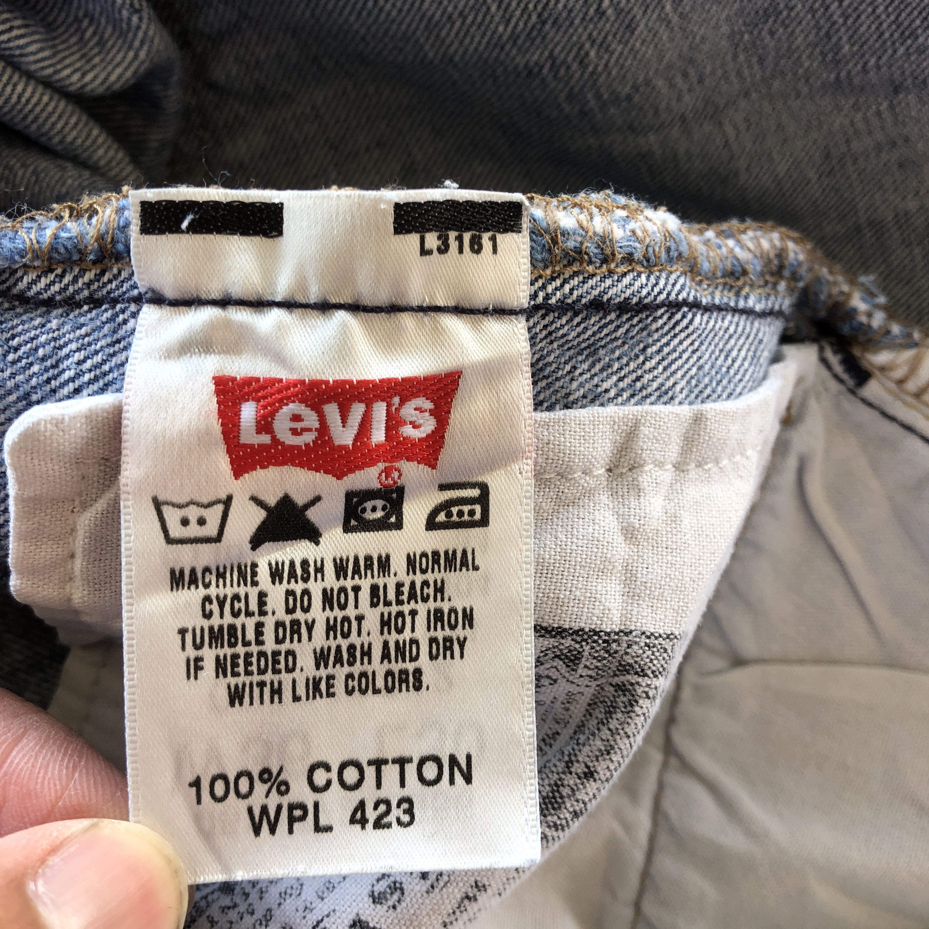 Levi's Vintage Levis 501 Distressed Jeans Levi's Stonewash Denim Size US 34 / EU 50 - 10 Thumbnail