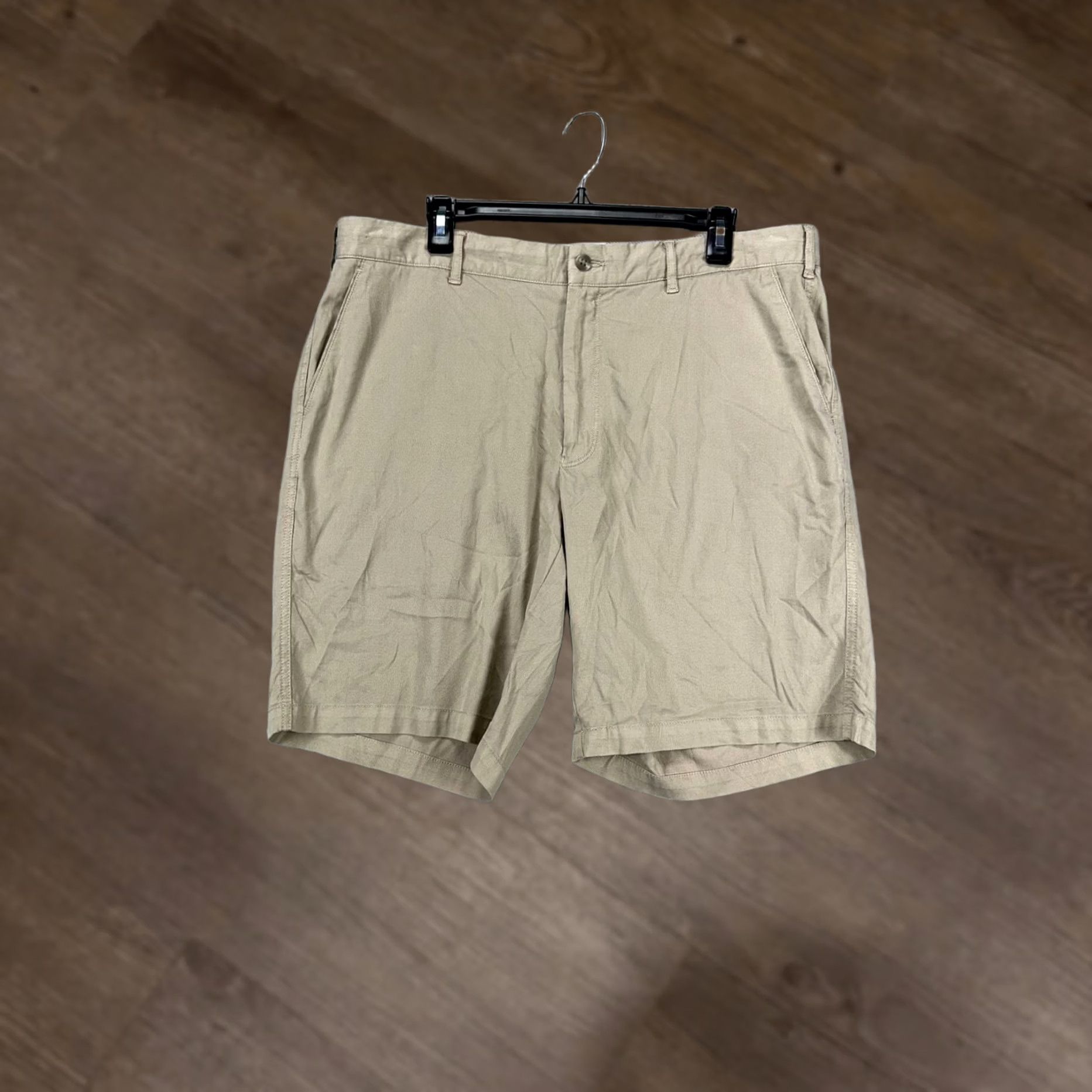 Peter Millar Peter Millar Shorts Mens 36 Tan Khakis Chino Flat Front Pockets Stretch Casual Cotton Tencel Spandex Outdoor White Brown Mens Size US 36 / EU 52 - 1 Thumbnail