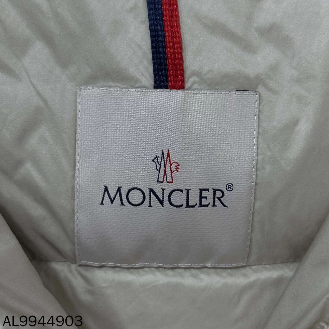 Moncler Moncler new Avoce down jacket women's 0 Size XS / US 0-2 / IT 36-38 - 6 Thumbnail