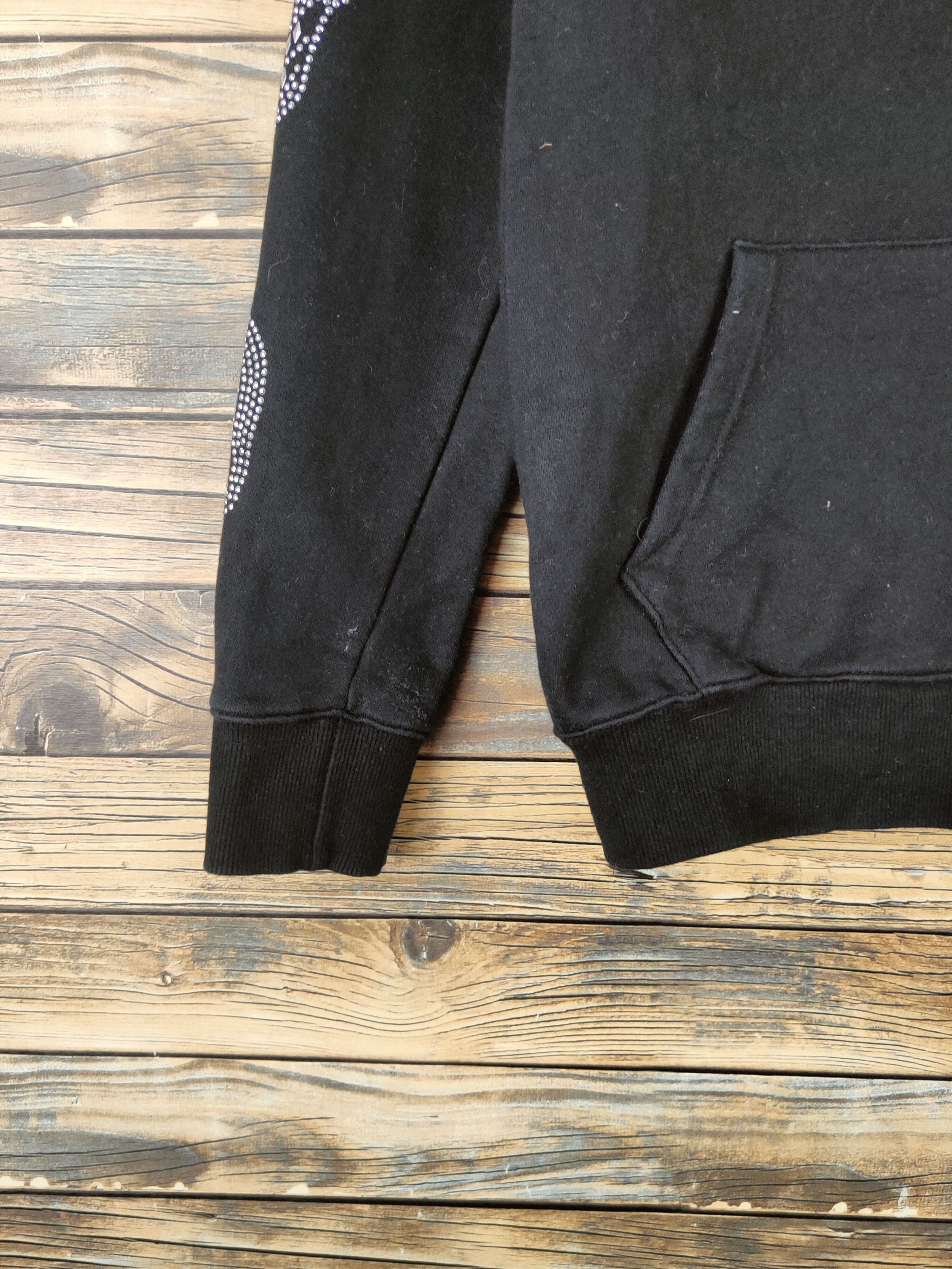 Japanese Brand DL Japan streetwear Black Skulls Hoodie Sweaters #47-107 Size US M / EU 48-50 / 2 - 4 Thumbnail