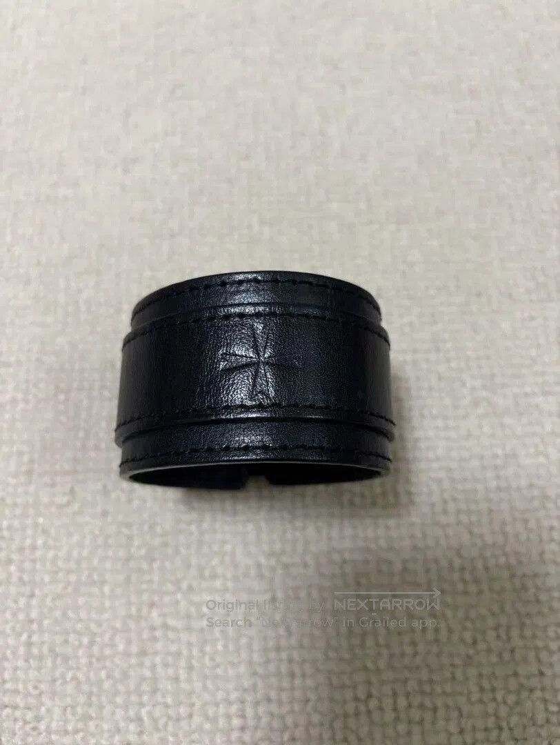 Bape black leather adjustable wristband with logo. Size ONE SIZE - 1 Thumbnail