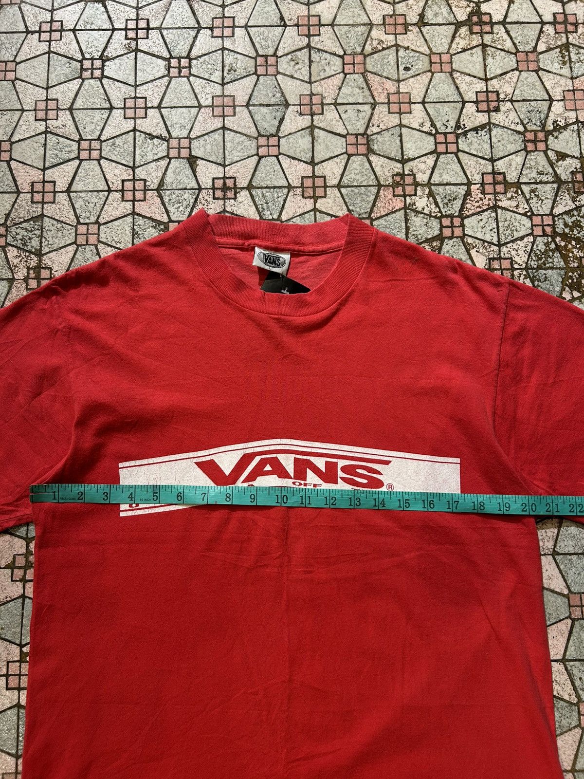 Vans Vintage 90s Vans Skateboards Tee Size US M / EU 48-50 / 2 - 12 Thumbnail