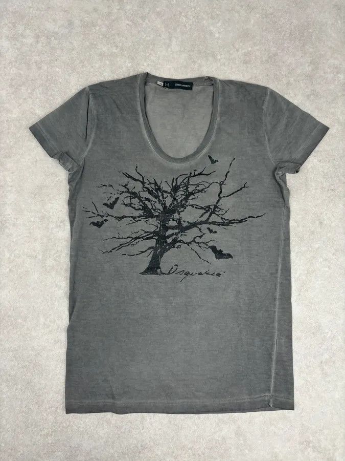 Vintage AW2010 Dsquared2 Grey Nature Morte Tree T-Shirt Size S / US 4 / IT 40 - 1 Thumbnail