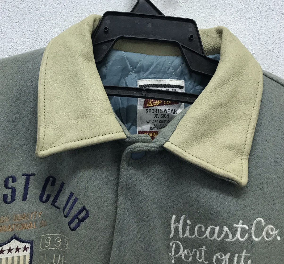 Leather Vintage Idicost Club Guaranteed by Hicast Club VarsityJacket Size US L / EU 52-54 / 3 - 3 Thumbnail