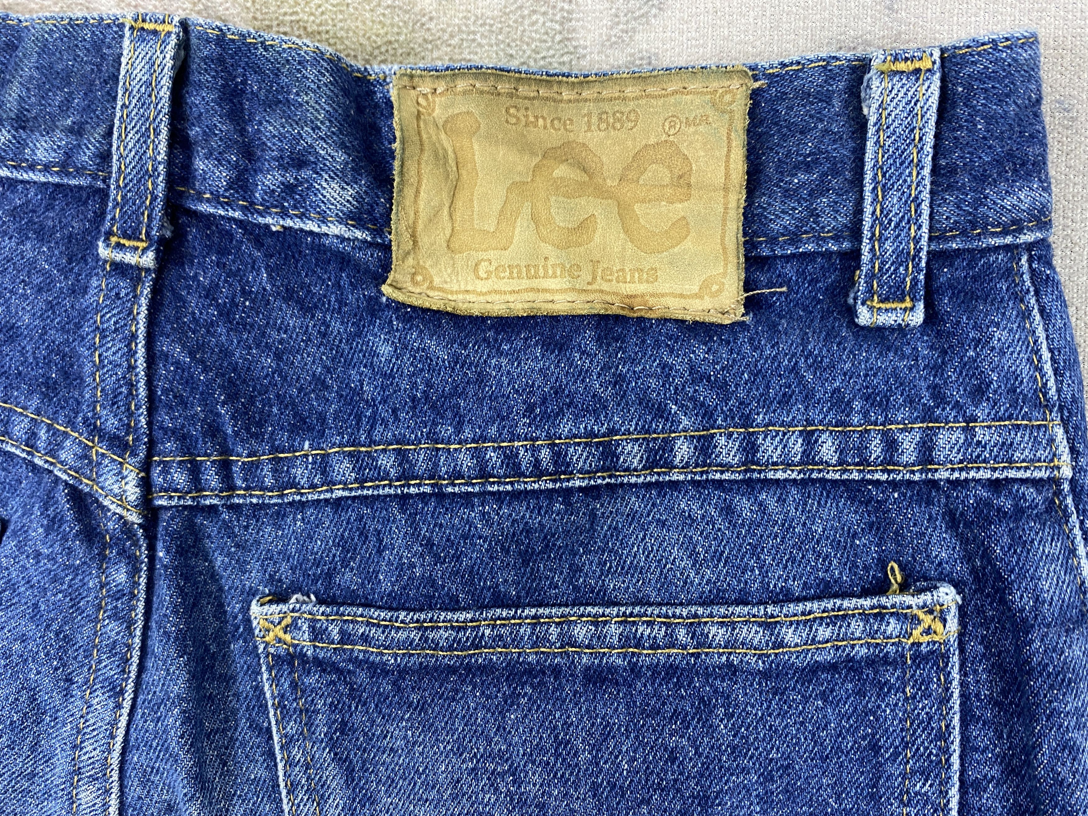 Lee Distressed Blue Vintage Lee Jeans 29x29.5 Denim- JN3723 Size US 29 - 11 Thumbnail