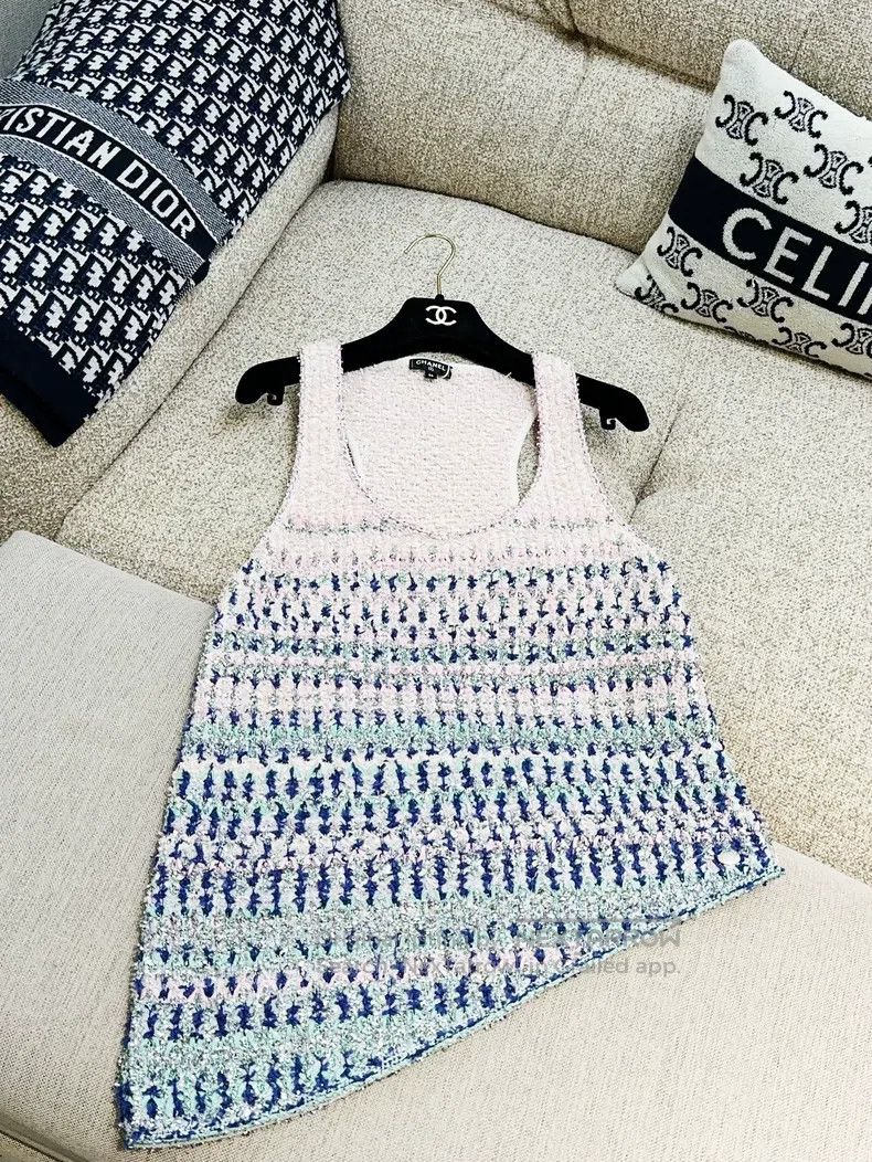 Chanel Chanel 18 Waterfall Series Pink and Blue Irregular Oblique Size XS / US 0-2 / IT 36-38 - 1 Thumbnail