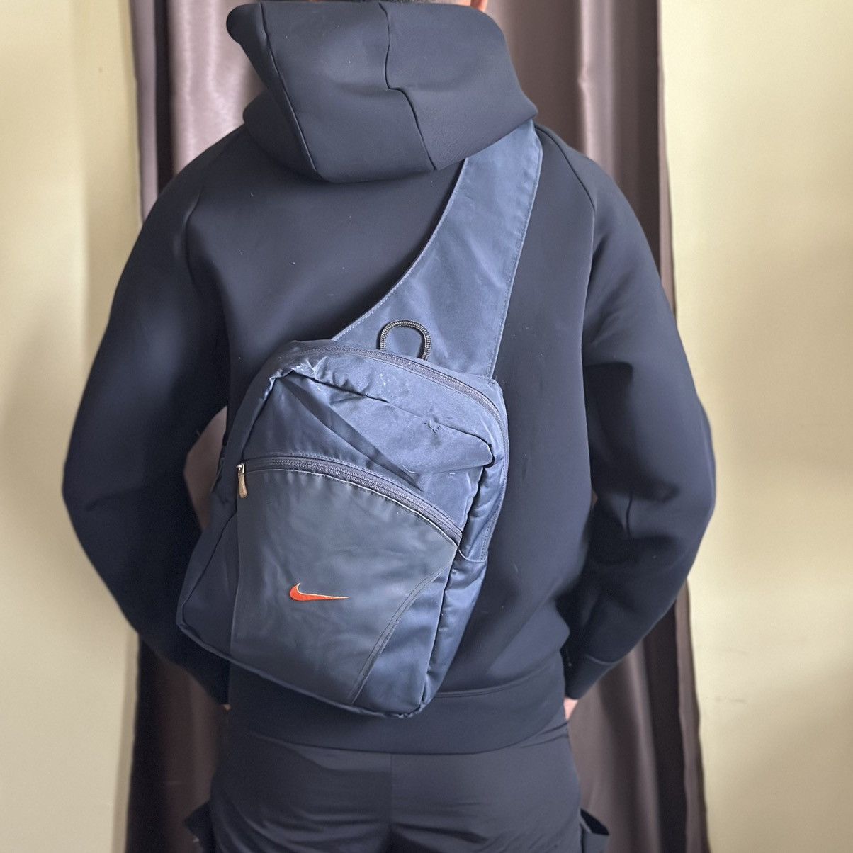 Nike Y2K Crossbody Bag in Blue, Men's