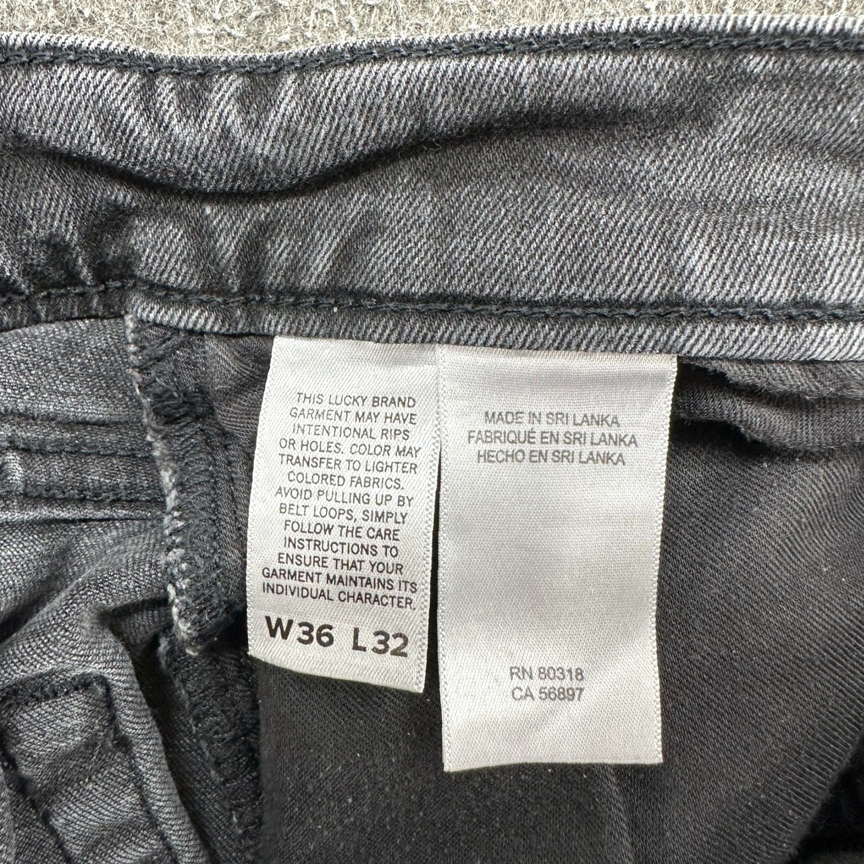 Lucky Brand Lucky Brand 121 Jeans Men 36x32 Black Heritage Slim Straight Denim 5-Pocket Slim Fit Medium Wash Regular Size Black Mens Hands: Button Closure? Size US 36 / EU 52 - 6 Thumbnail