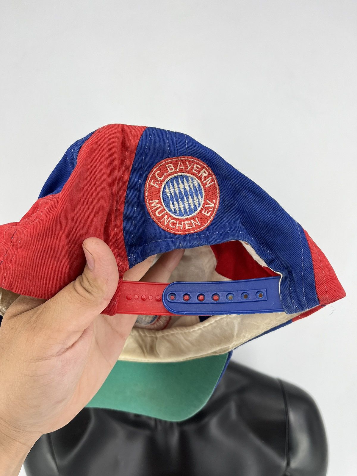 Vintage 80s 90s Vintage FC Bayern Munchen archival Soccer Cap Size ONE SIZE - 6 Thumbnail