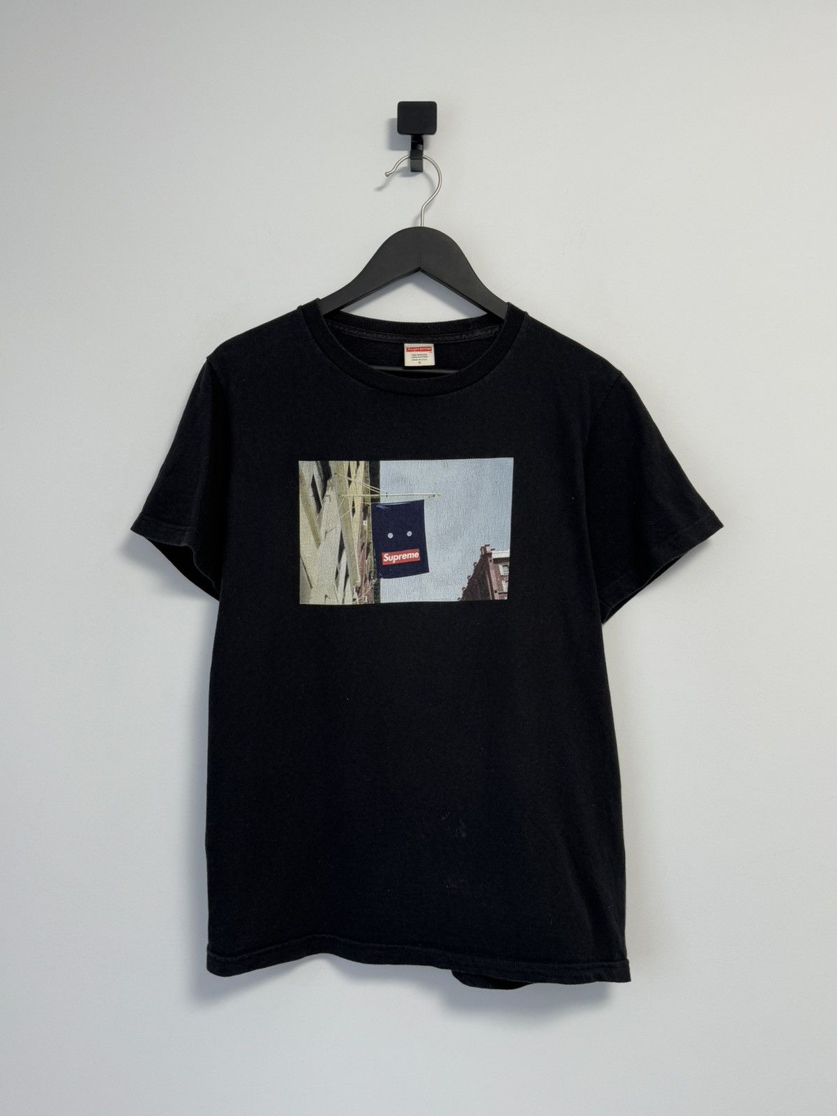 Supreme Supreme FW19 Banner Tee Black T-Shirt Size US S / EU 44-46 / 1 - 1 Thumbnail