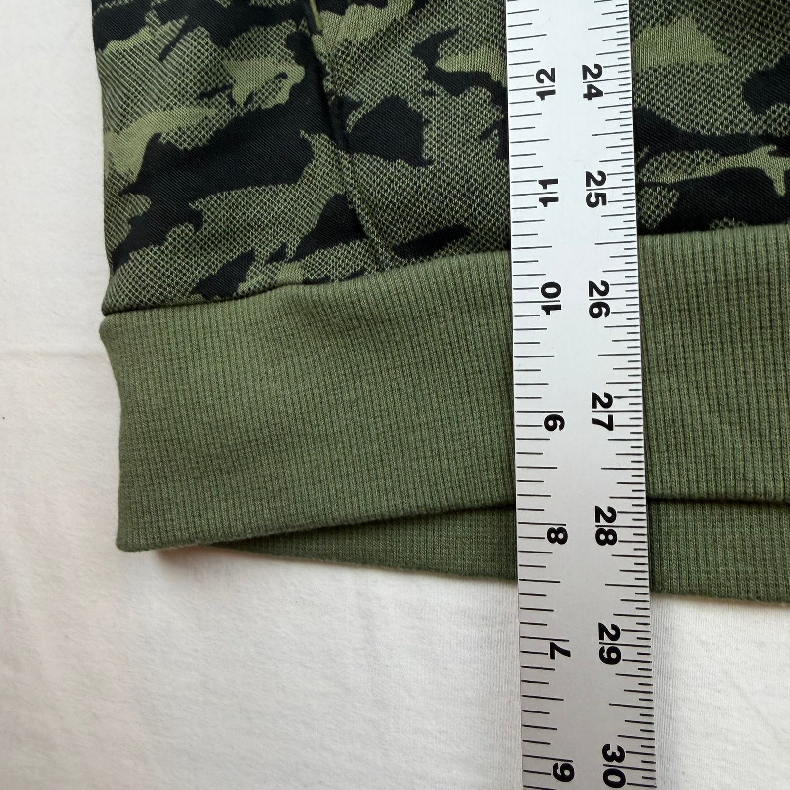 Under Armour Under Armour Camo Hoodie Pullover Men's Medium NWT Size US M / EU 48-50 / 2 - 5 Thumbnail